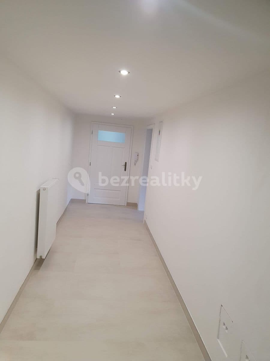 Pronájem bytu 2+kk 76 m², Vochovská, Plzeň, Plzeňský kraj Pronájem bytu 2+kk 76 m², Vochovská, Plzeň, Plzeňský kraj