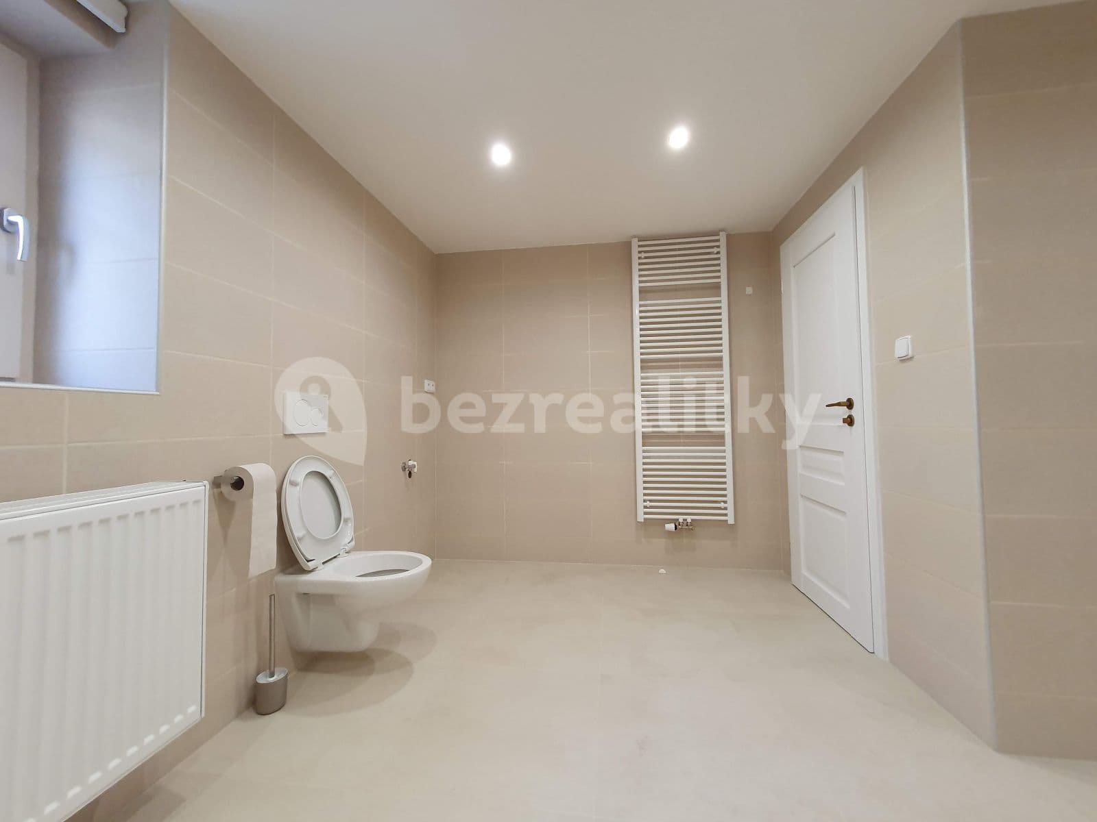 Pronájem bytu 2+kk 76 m², Vochovská, Plzeň, Plzeňský kraj Pronájem bytu 2+kk 76 m², Vochovská, Plzeň, Plzeňský kraj