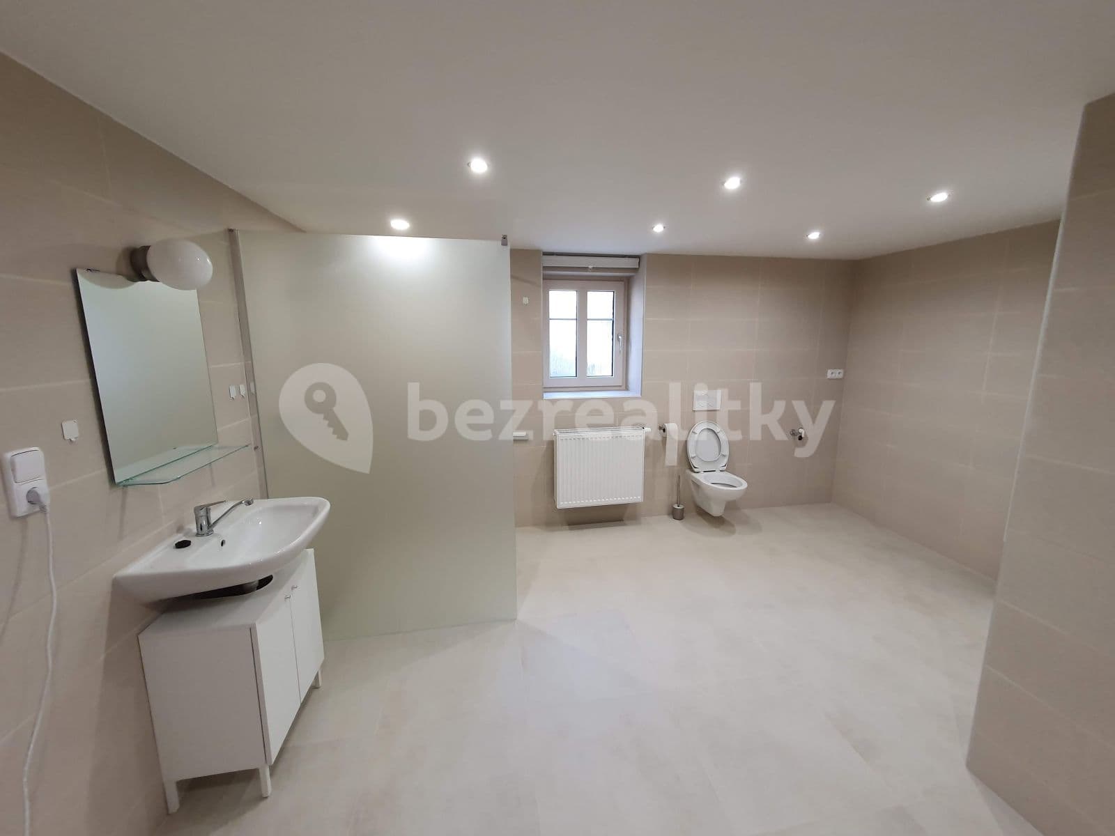 Pronájem bytu 2+kk 76 m², Vochovská, Plzeň, Plzeňský kraj Pronájem bytu 2+kk 76 m², Vochovská, Plzeň, Plzeňský kraj