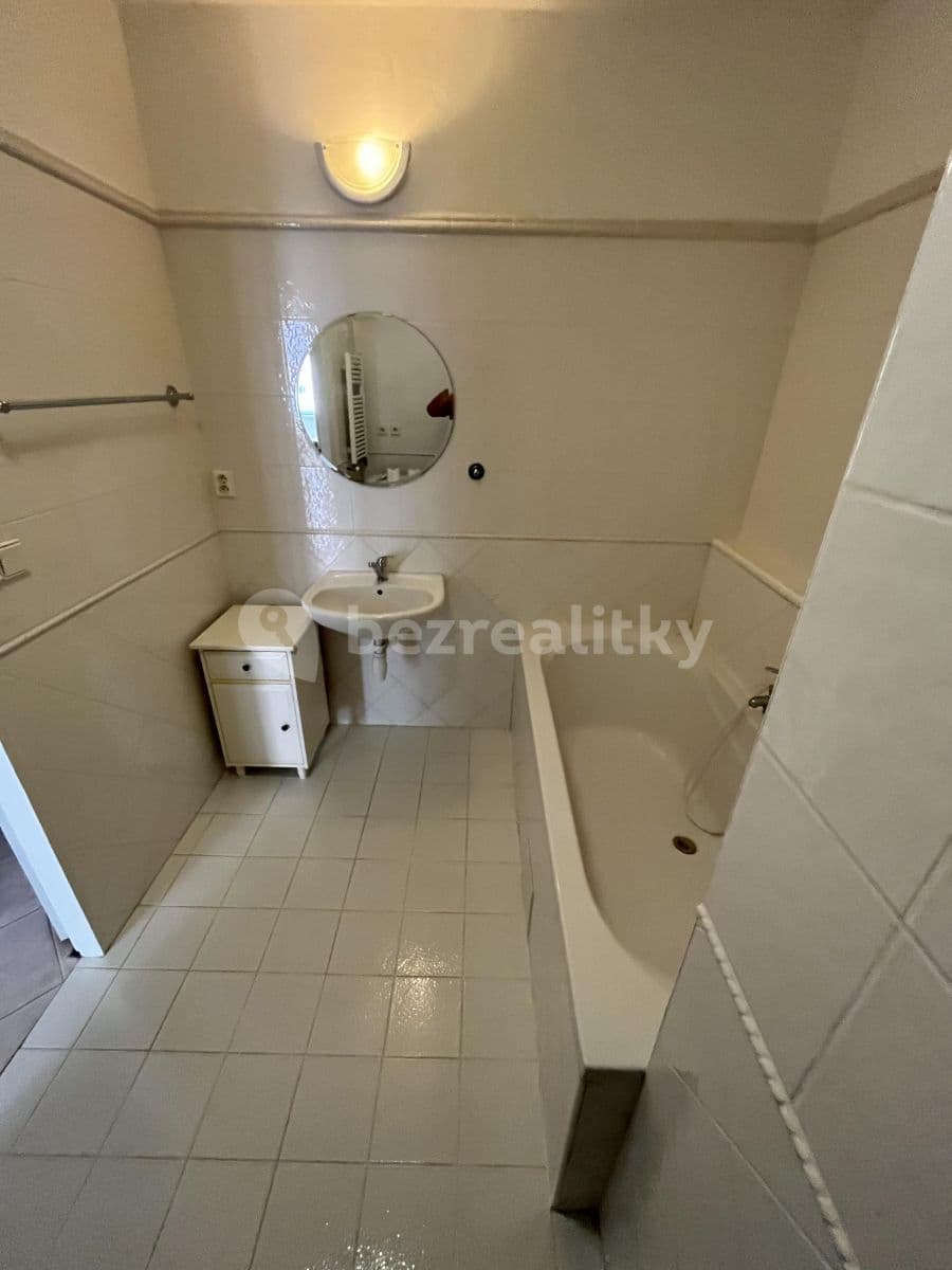 Pronájem bytu 1+kk 41 m², Hnězdenská, Praha, Praha Pronájem bytu 1+kk 41 m², Hnězdenská, Praha, Praha