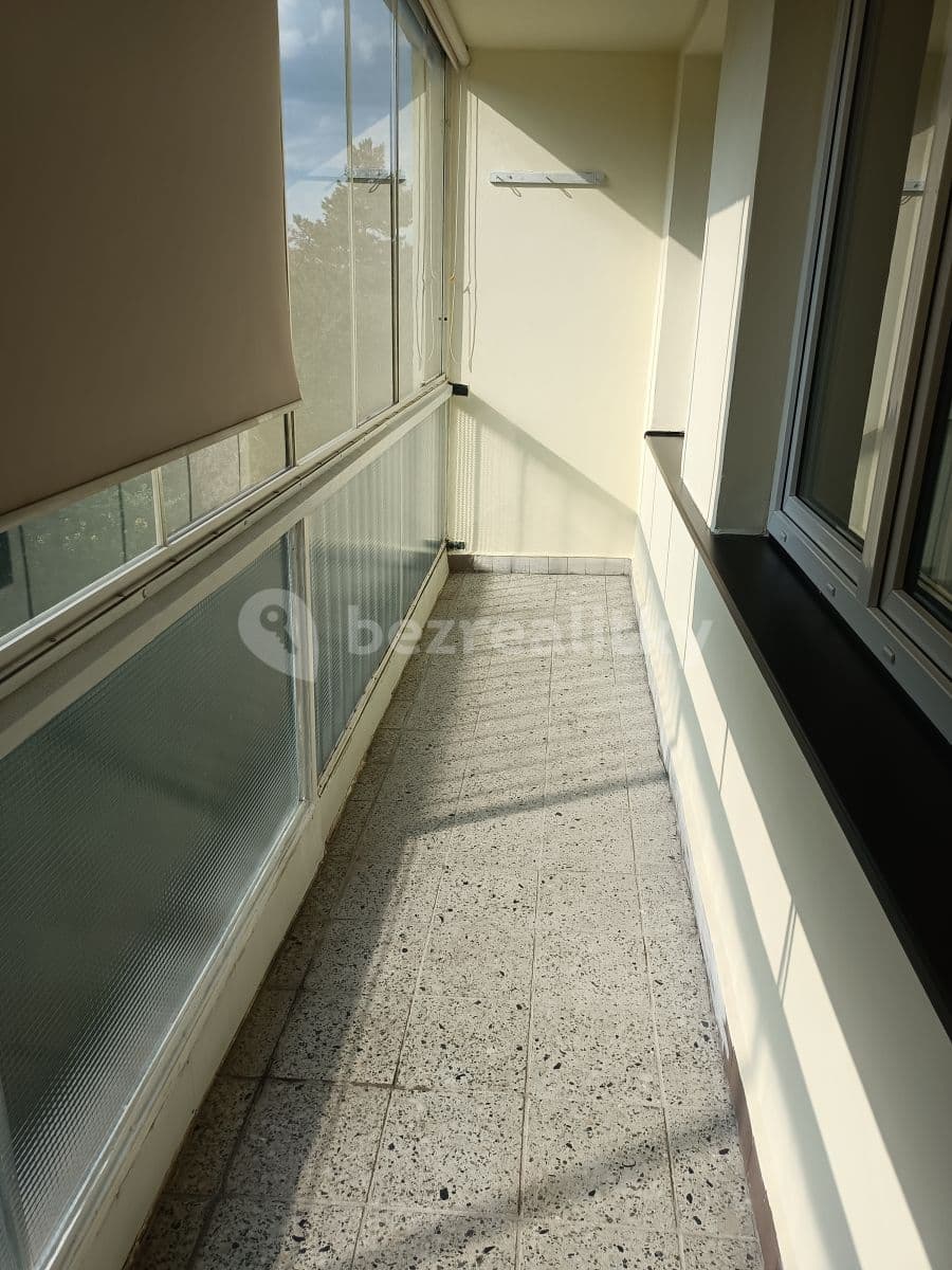 Pronájem bytu 3+1 55 m², Ostružinová, Praha, Praha Pronájem bytu 3+1 55 m², Ostružinová, Praha, Praha