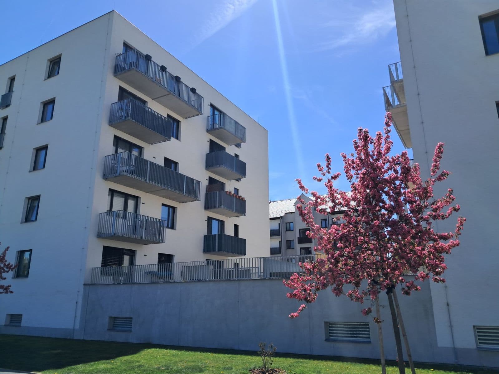 Pronájem bytu 1+kk 32 m², Nerudova, Poděbrady, Středočeský kraj Pronájem bytu 1+kk 32 m², Nerudova, Poděbrady, Středočeský kraj