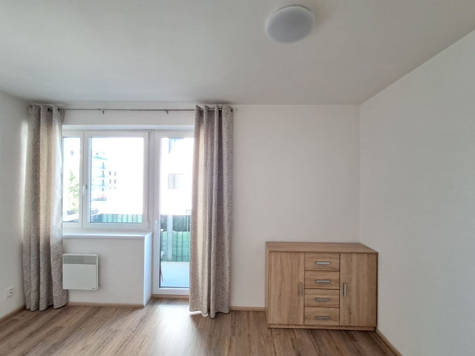 Pronájem bytu 1+kk 32 m², Nerudova, Poděbrady, Středočeský kraj Pronájem bytu 1+kk 32 m², Nerudova, Poděbrady, Středočeský kraj