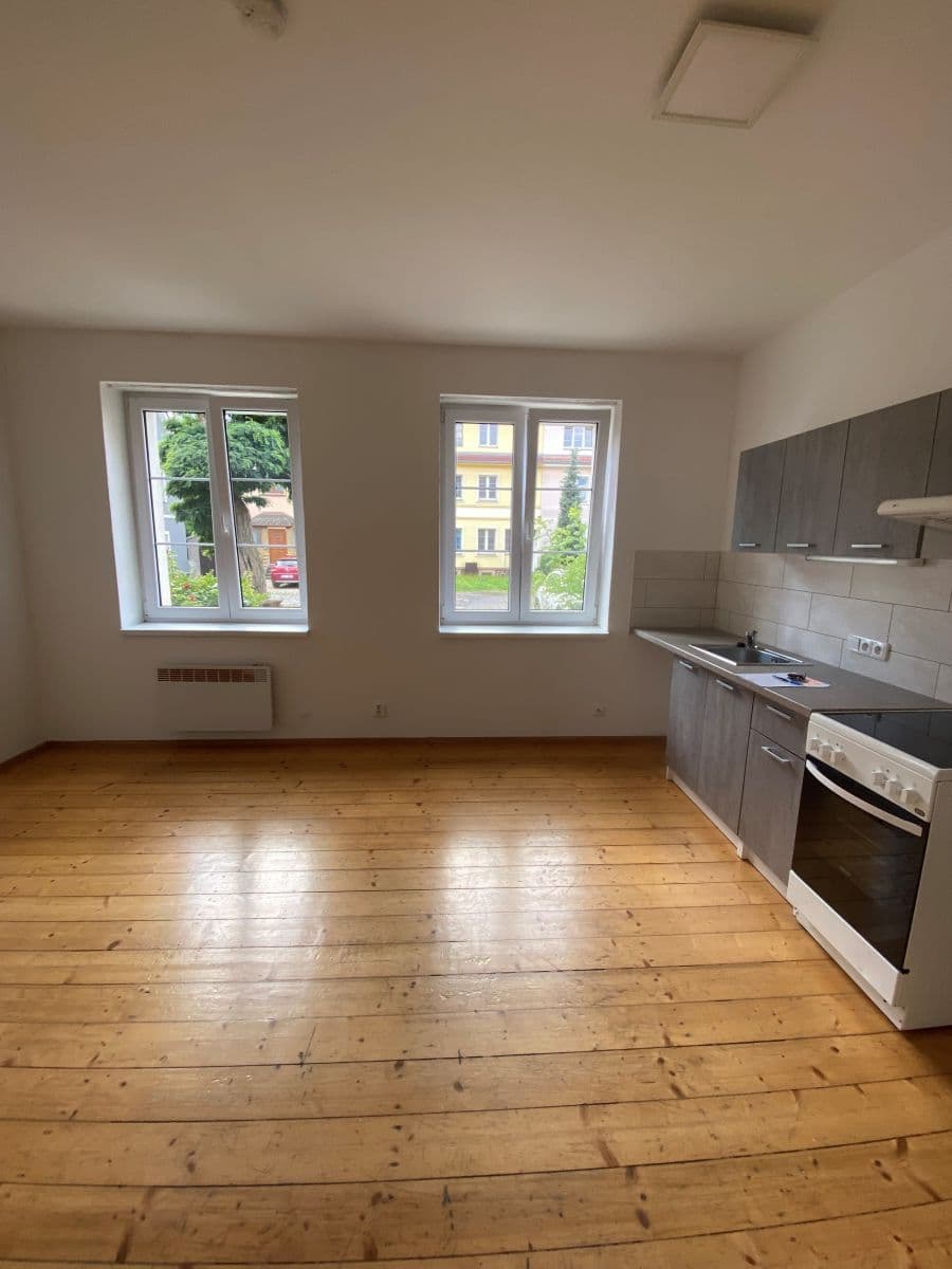 Pronájem bytu 1+kk 25 m², Havířská, Teplice, Ústecký kraj Pronájem bytu 1+kk 25 m², Havířská, Teplice, Ústecký kraj