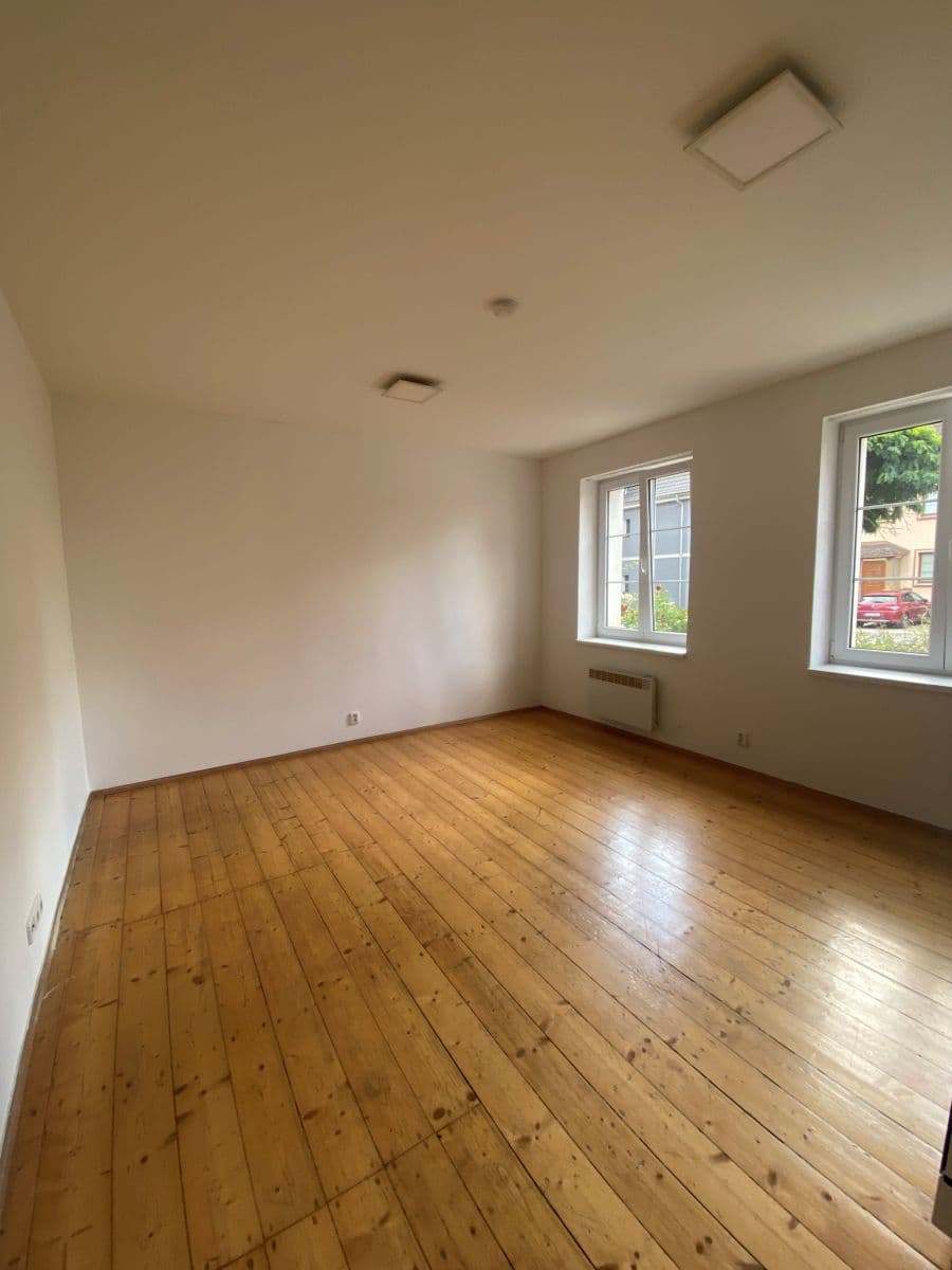 Pronájem bytu 1+kk 25 m², Havířská, Teplice, Ústecký kraj Pronájem bytu 1+kk 25 m², Havířská, Teplice, Ústecký kraj