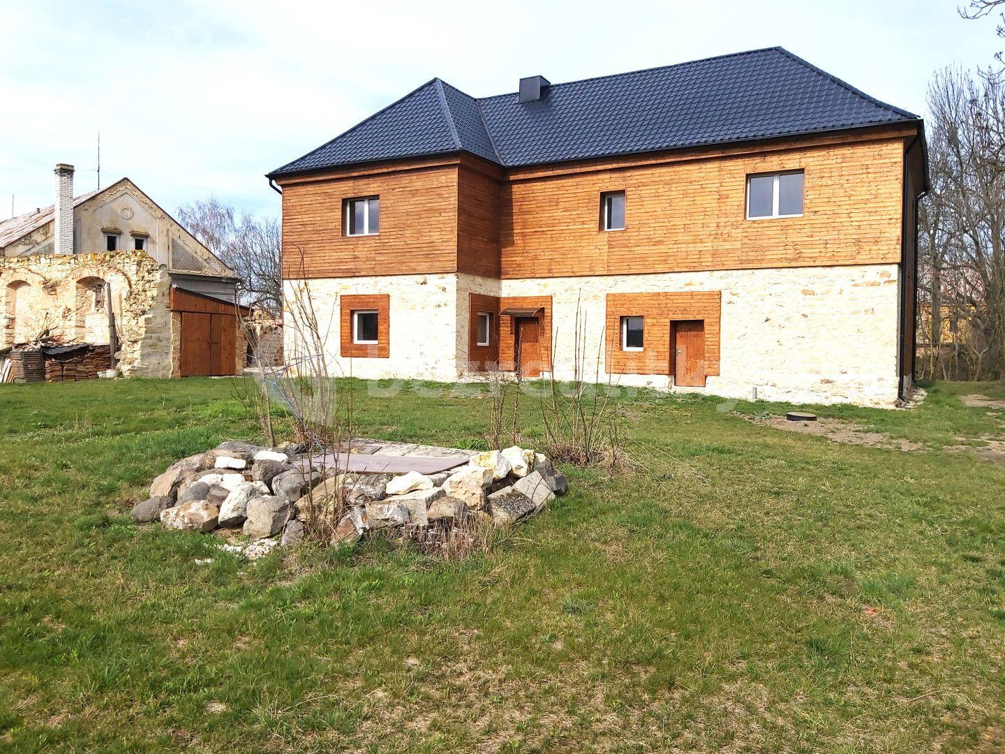 Prodej domu 340 m², pozemek 880 m², Podbořany, Ústecký kraj