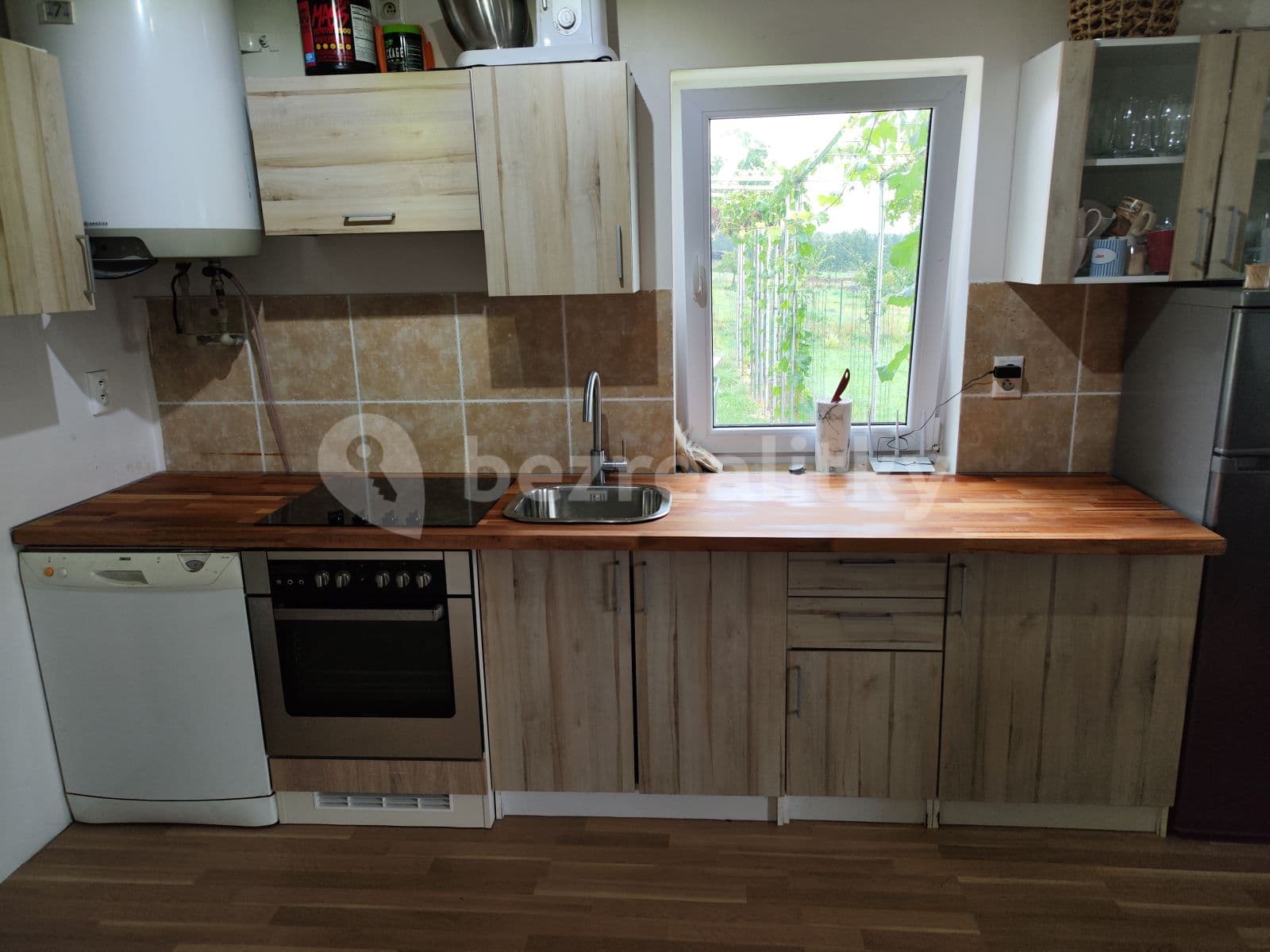 Pronájem bytu 3+kk 54 m², Tehov, Středočeský kraj Pronájem bytu 3+kk 54 m², Tehov, Středočeský kraj