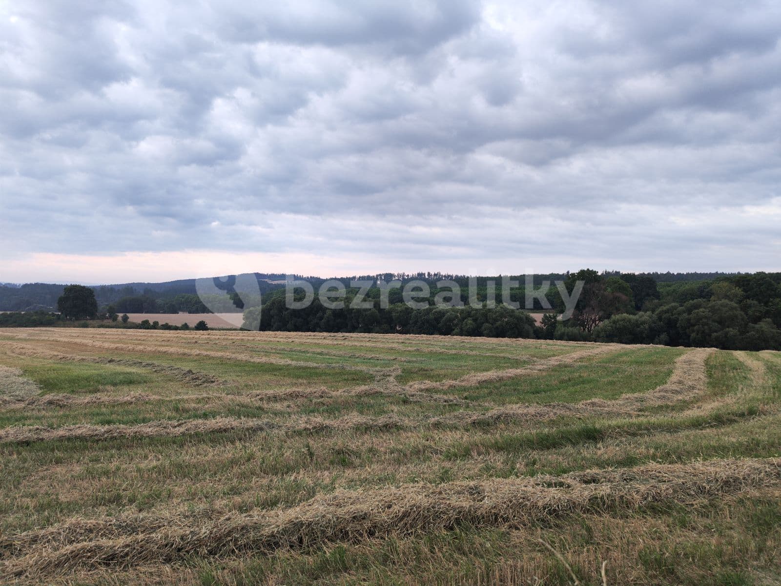 Pronájem bytu 3+kk 54 m², Tehov, Středočeský kraj Pronájem bytu 3+kk 54 m², Tehov, Středočeský kraj