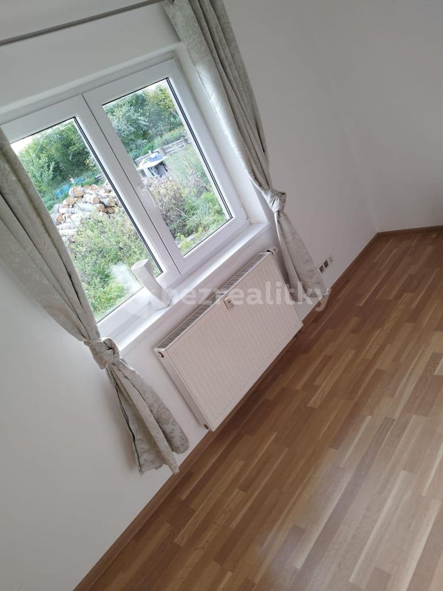 Pronájem bytu 3+kk 54 m², Tehov, Středočeský kraj Pronájem bytu 3+kk 54 m², Tehov, Středočeský kraj