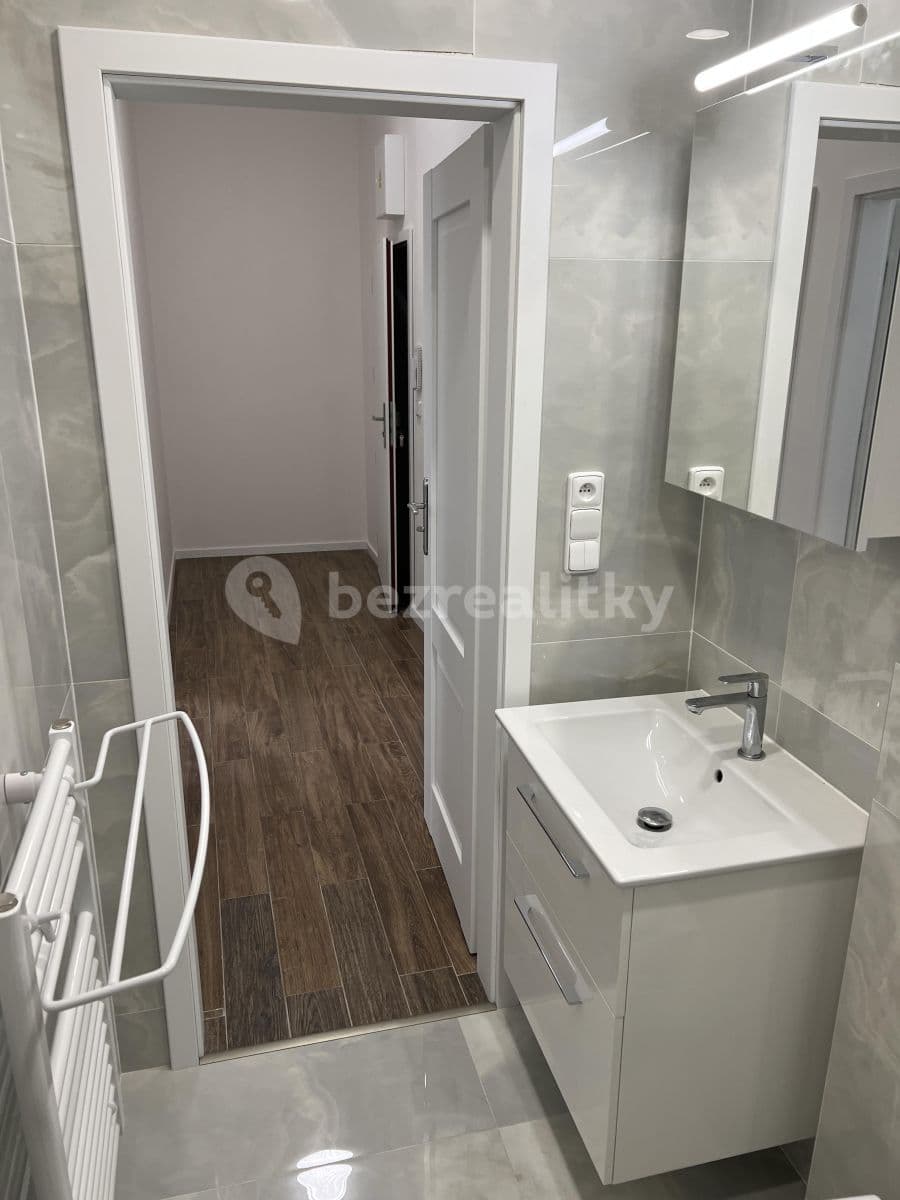 Pronájem bytu 1+1 40 m², Kozí, Brno, Jihomoravský kraj Pronájem bytu 1+1 40 m², Kozí, Brno, Jihomoravský kraj
