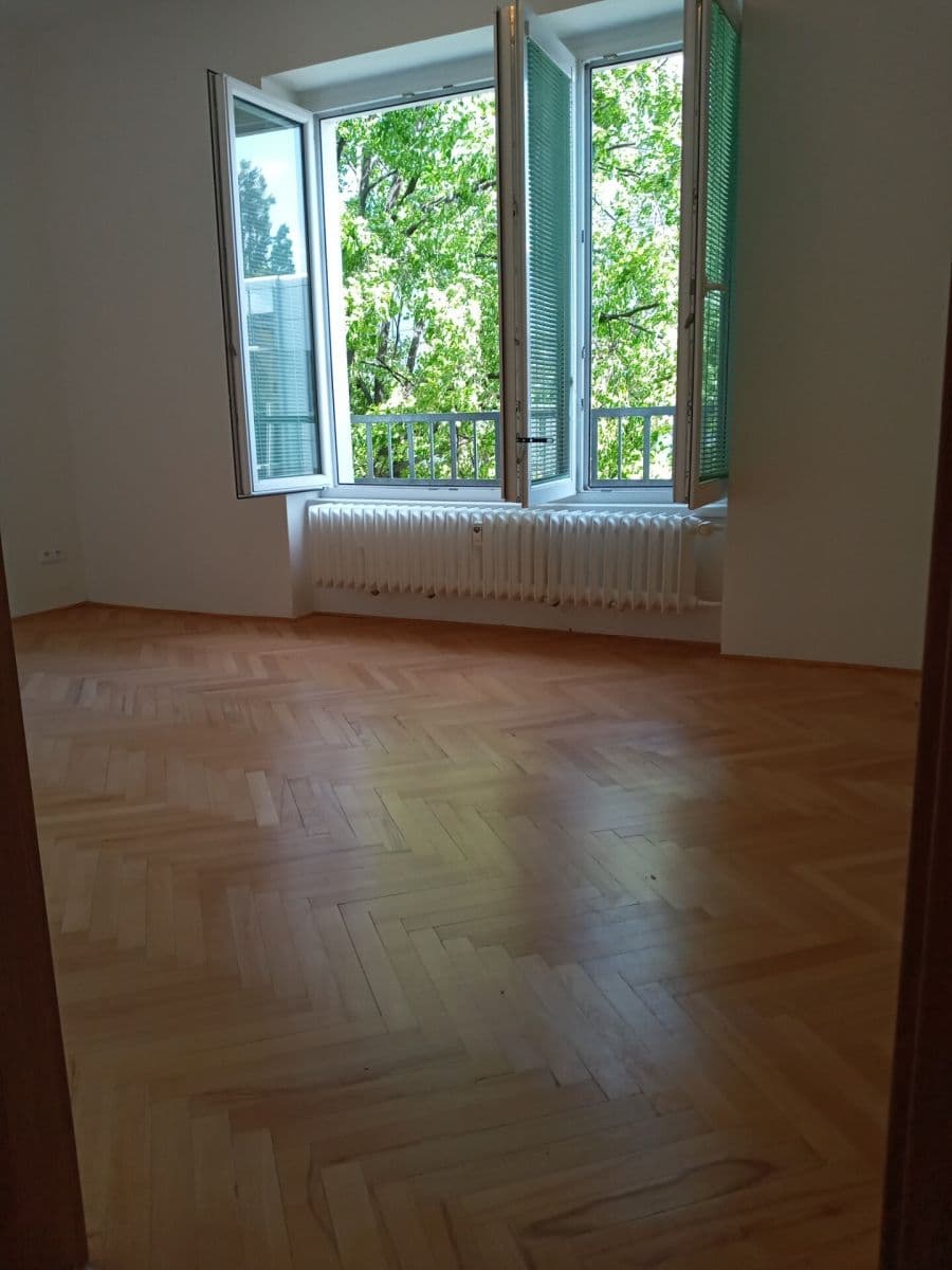 Prodej bytu 2+1 70 m², Biskupcova, Praha, Praha Prodej bytu 2+1 70 m², Biskupcova, Praha, Praha