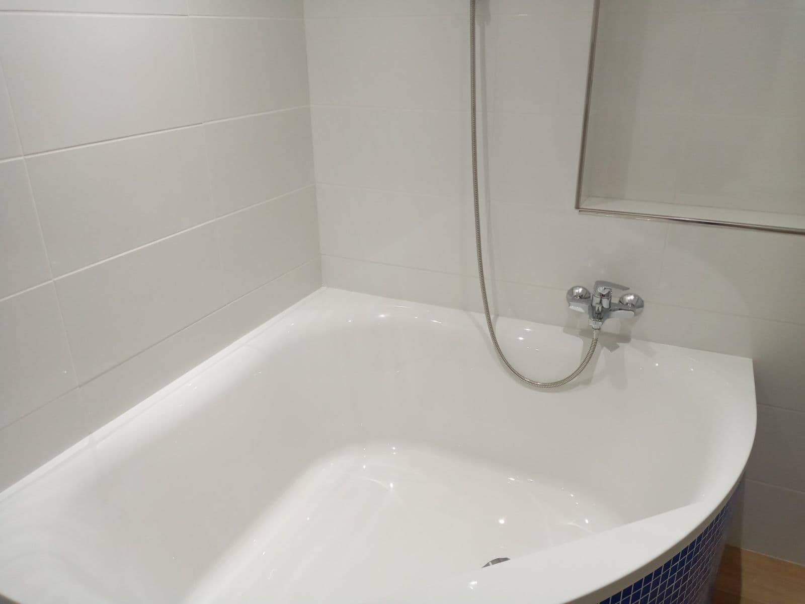 Prodej bytu 2+1 70 m², Biskupcova, Praha, Praha Prodej bytu 2+1 70 m², Biskupcova, Praha, Praha