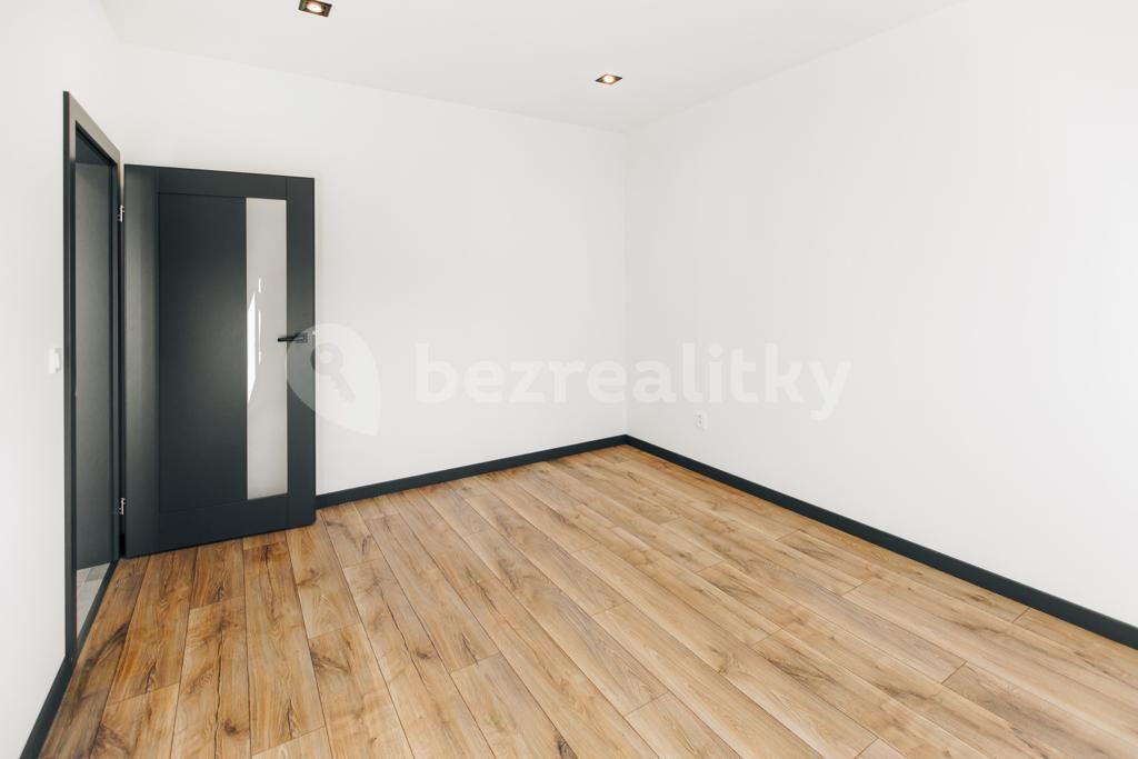 Prodej domu 144 m², pozemek 340 m², Kruhová, Nupaky, Středočeský kraj