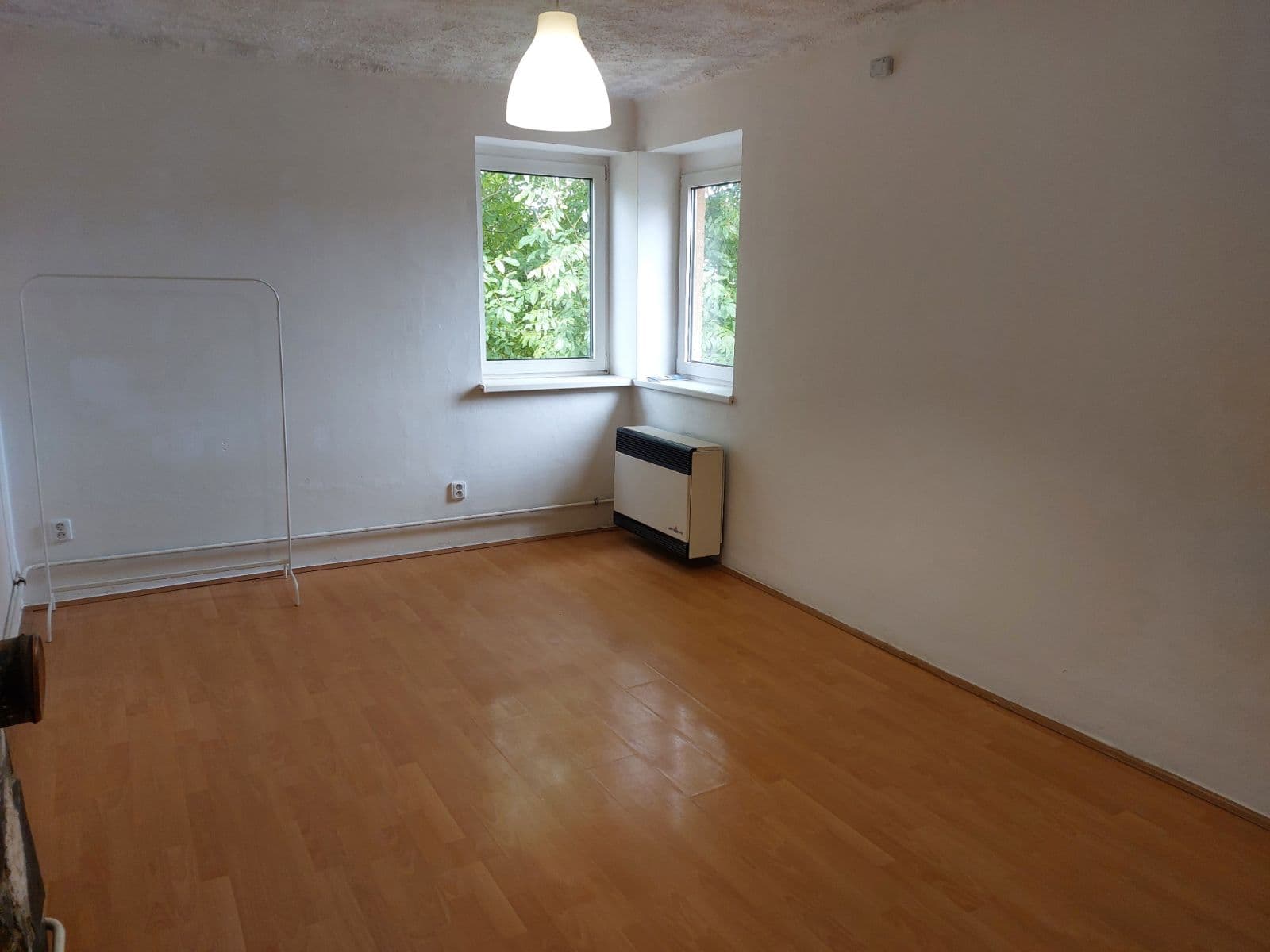 Pronájem bytu Garsoniéra 24 m², Mezníkova, Brno, Jihomoravský kraj Pronájem bytu Garsoniéra 24 m², Mezníkova, Brno, Jihomoravský kraj