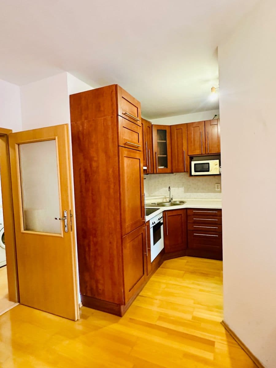 Pronájem bytu 2+kk 33 m², Kovanecká, Praha, Praha Pronájem bytu 2+kk 33 m², Kovanecká, Praha, Praha