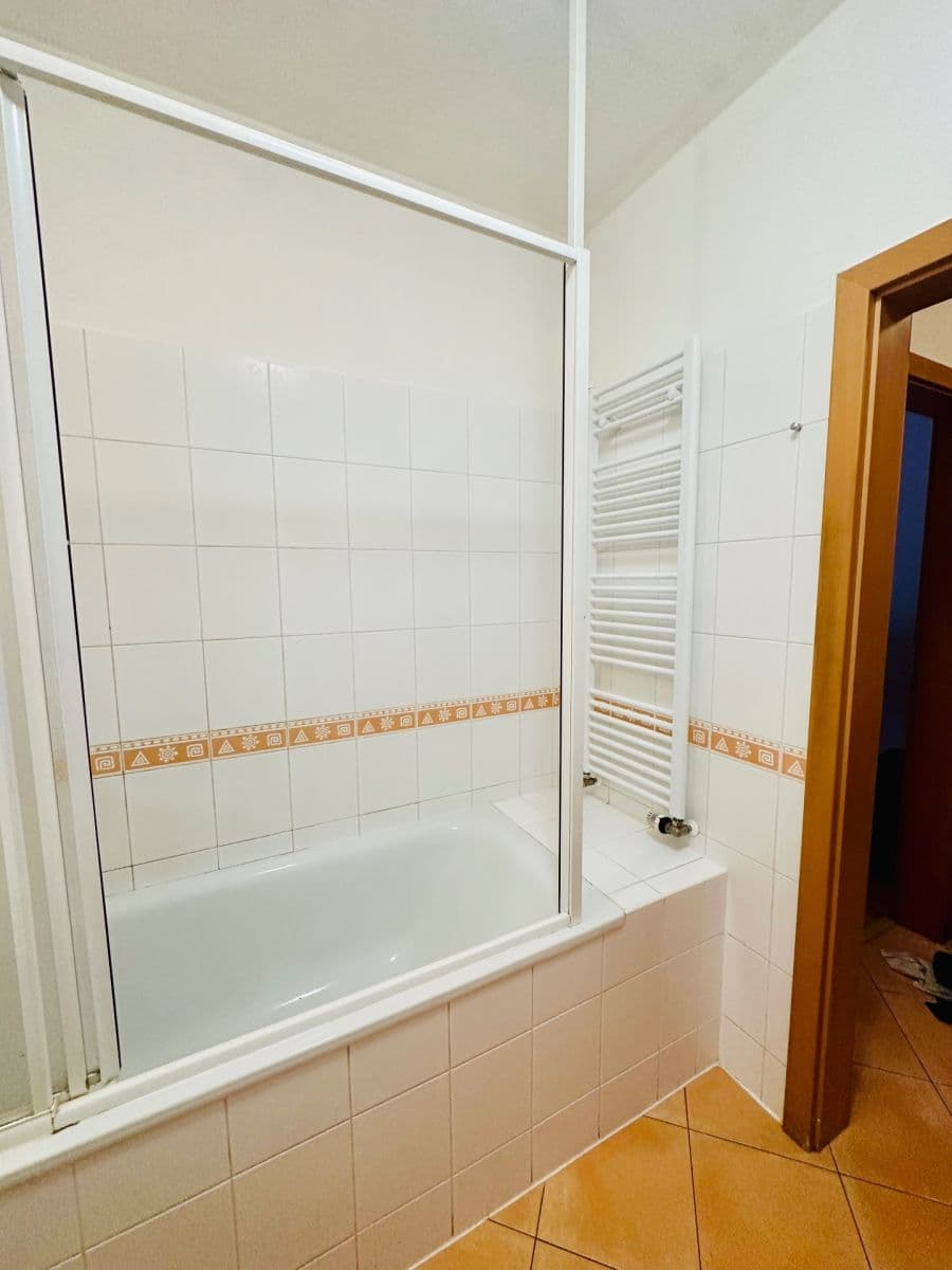 Pronájem bytu 2+kk 33 m², Kovanecká, Praha, Praha Pronájem bytu 2+kk 33 m², Kovanecká, Praha, Praha
