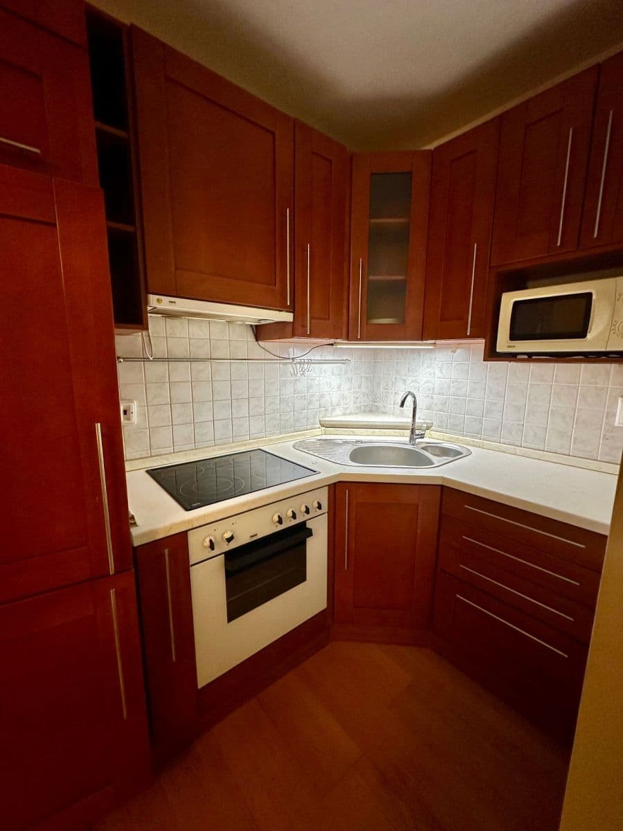 Pronájem bytu 2+kk 33 m², Kovanecká, Praha, Praha Pronájem bytu 2+kk 33 m², Kovanecká, Praha, Praha