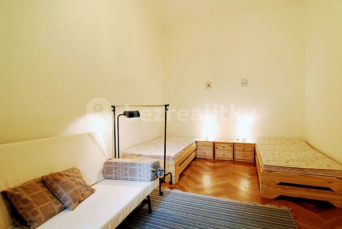 Pronájem bytu 4+kk 107 m², Spálená, Praha, Praha