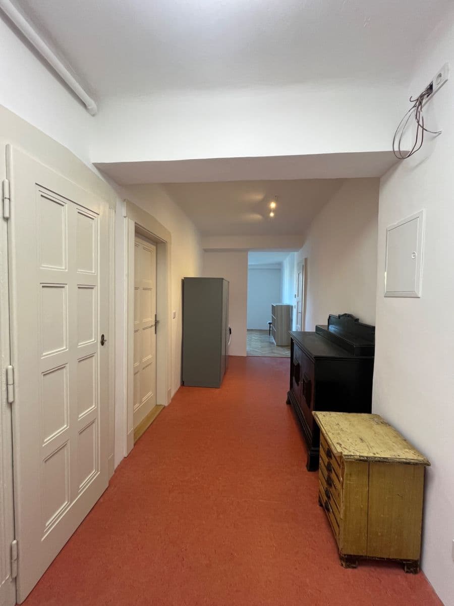 Pronájem bytu 3+1 74 m², Veletržní, Praha, Praha Pronájem bytu 3+1 74 m², Veletržní, Praha, Praha