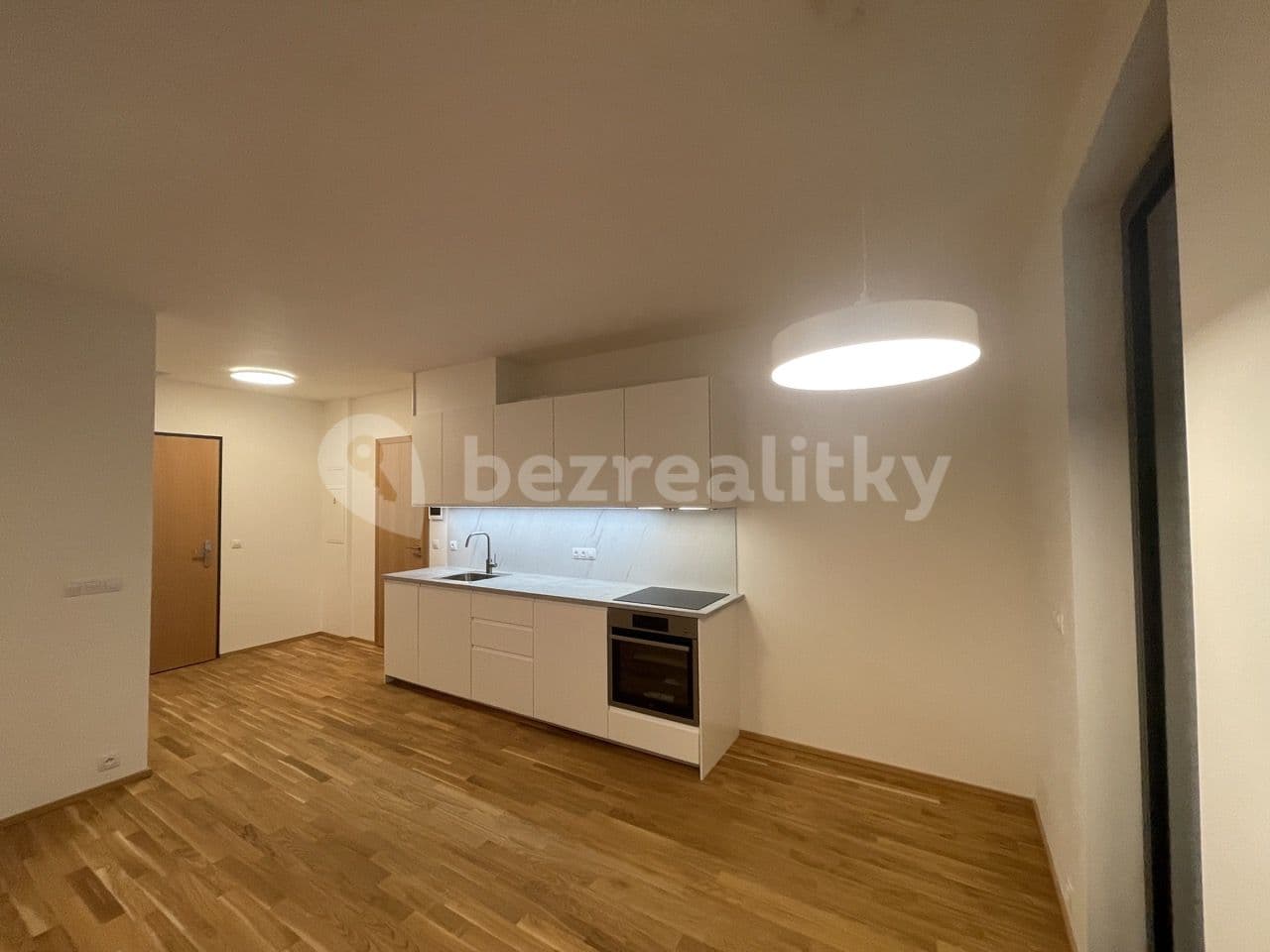 Pronájem bytu 1+kk 1 m², Ke Hřišti, Černošice, Středočeský kraj Pronájem bytu 1+kk 1 m², Ke Hřišti, Černošice, Středočeský kraj