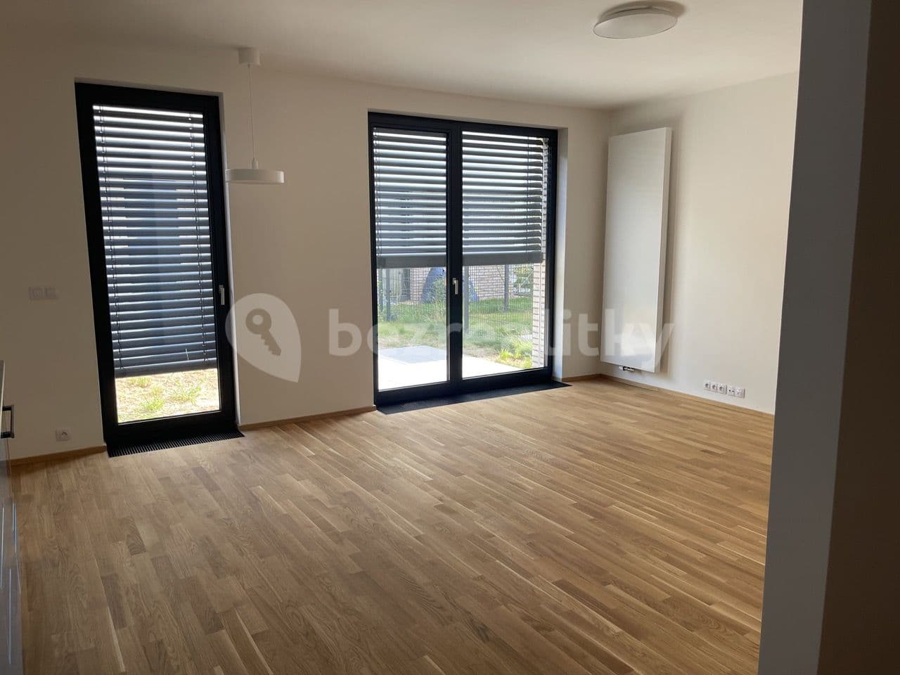 Pronájem bytu 1+kk 1 m², Ke Hřišti, Černošice, Středočeský kraj Pronájem bytu 1+kk 1 m², Ke Hřišti, Černošice, Středočeský kraj