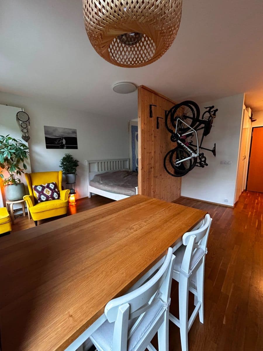 Pronájem bytu 1+kk 1 m², Ke Hřišti, Černošice, Středočeský kraj Pronájem bytu 1+kk 1 m², Ke Hřišti, Černošice, Středočeský kraj