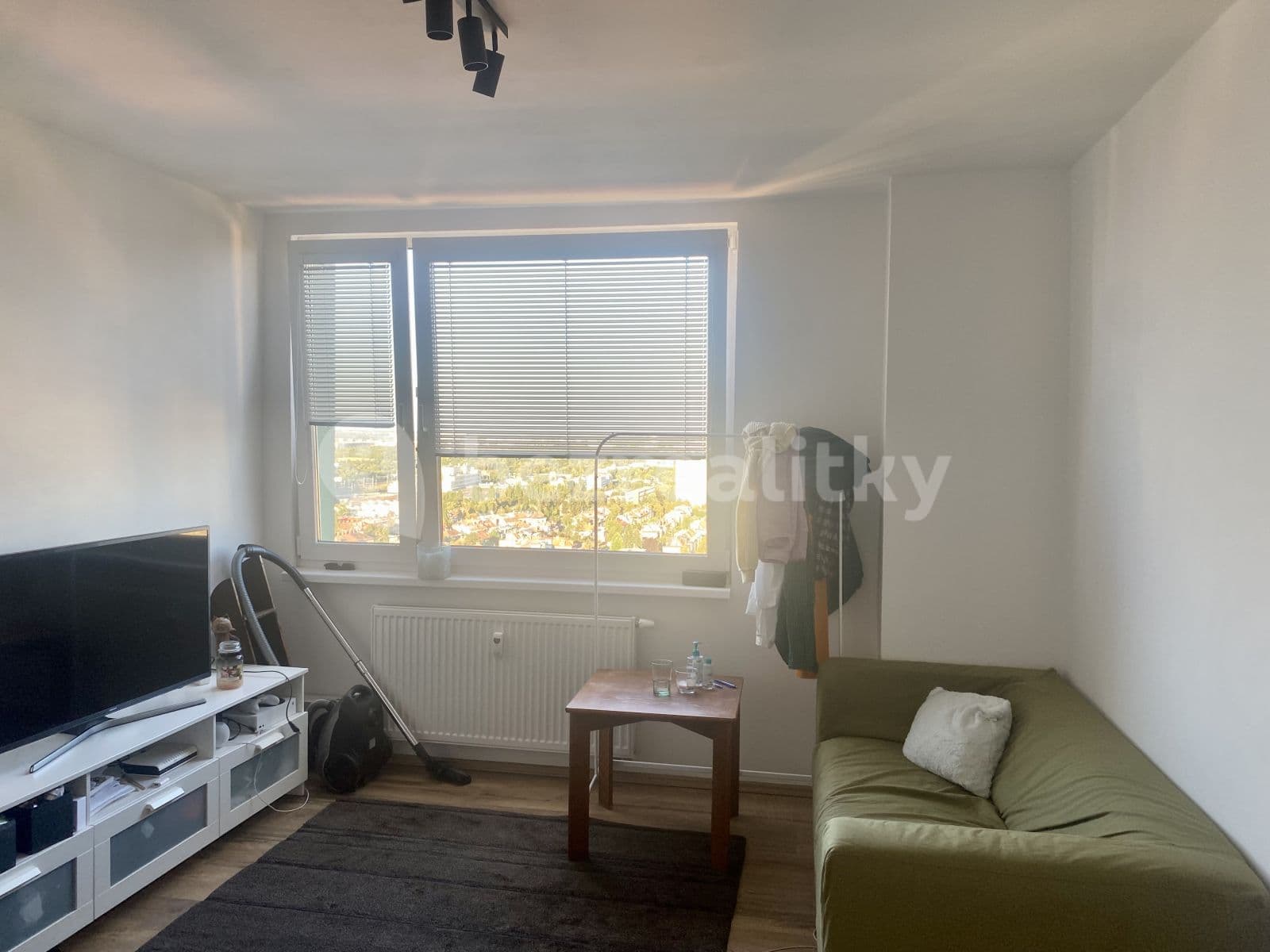 Pronájem bytu 2+kk 44 m², Jabloňová, Praha, Praha Pronájem bytu 2+kk 44 m², Jabloňová, Praha, Praha