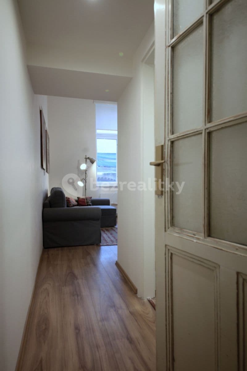 Pronájem bytu 1+kk 38 m², Prvního pluku, Praha, Praha Pronájem bytu 1+kk 38 m², Prvního pluku, Praha, Praha