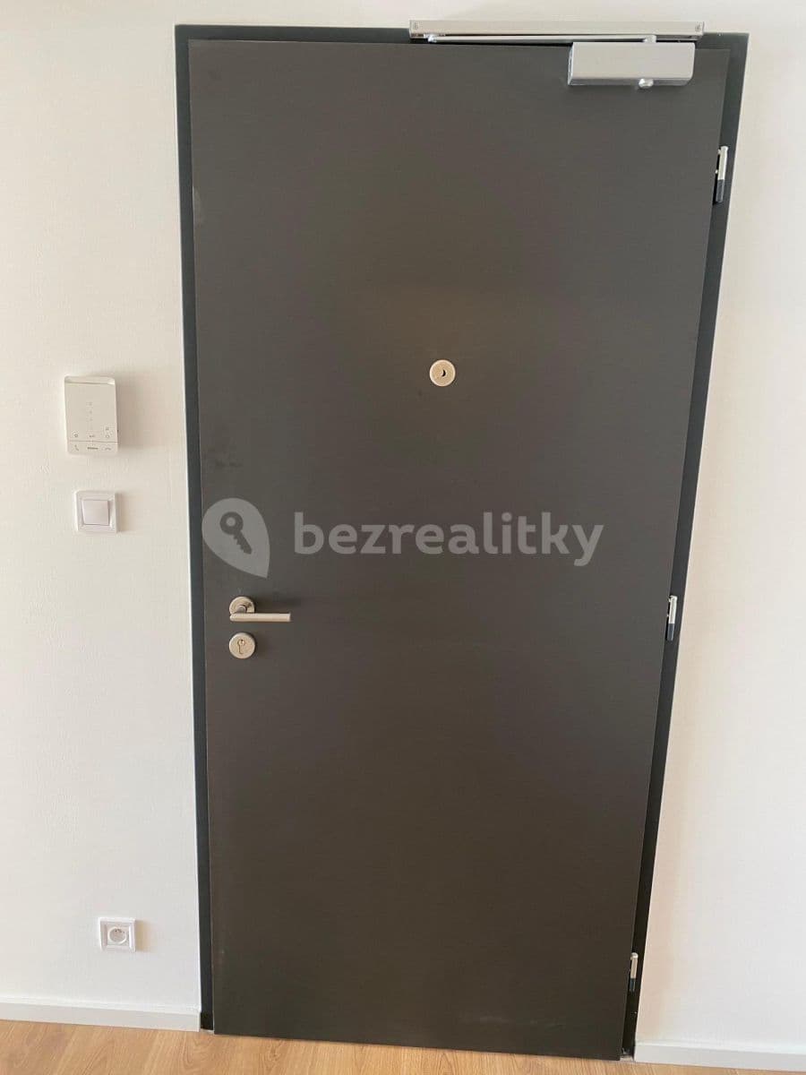Pronájem bytu 1+kk 41 m², U Červeného mlýna, Brno, Jihomoravský kraj Pronájem bytu 1+kk 41 m², U Červeného mlýna, Brno, Jihomoravský kraj