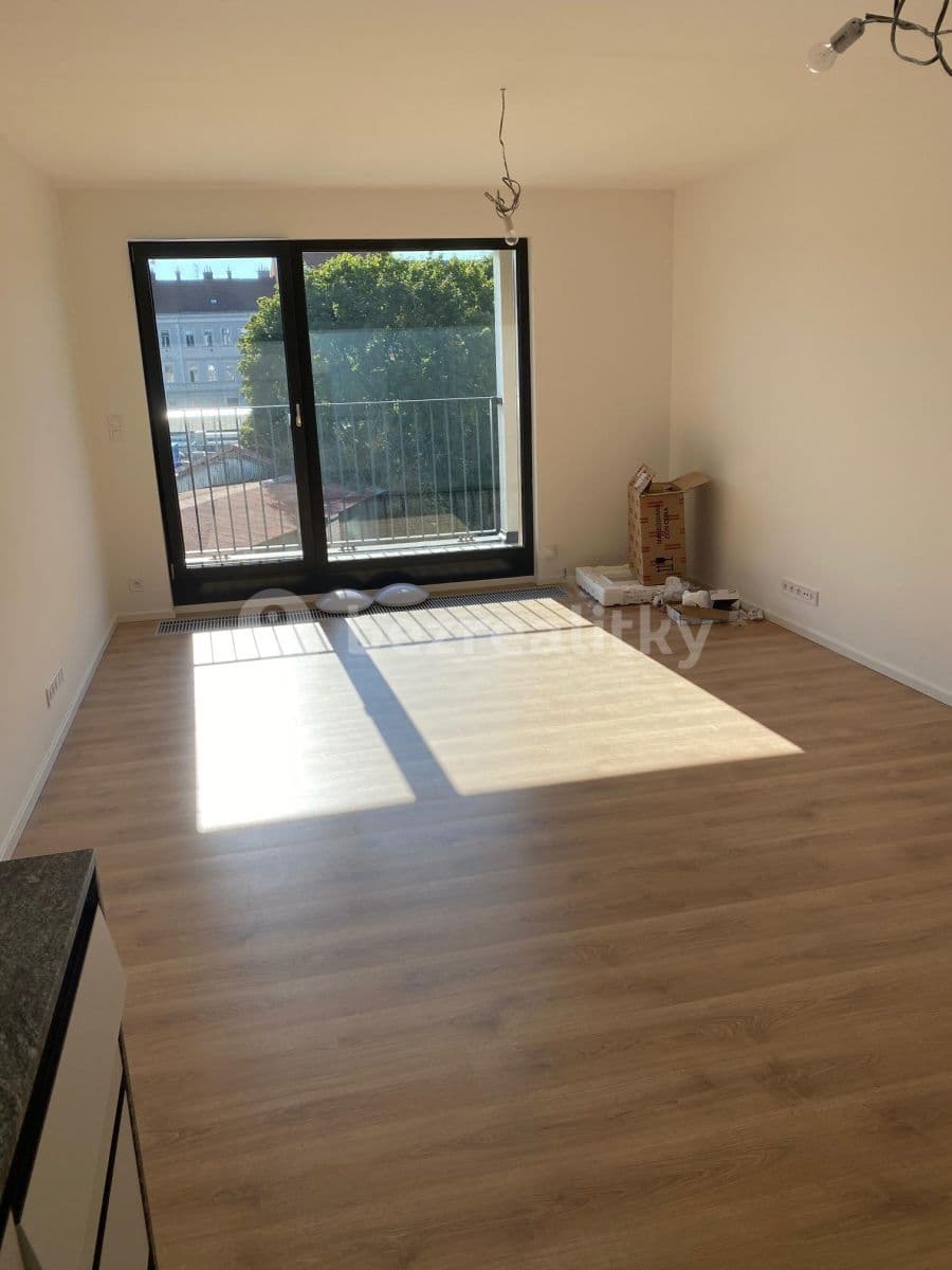 Pronájem bytu 1+kk 41 m², U Červeného mlýna, Brno, Jihomoravský kraj Pronájem bytu 1+kk 41 m², U Červeného mlýna, Brno, Jihomoravský kraj