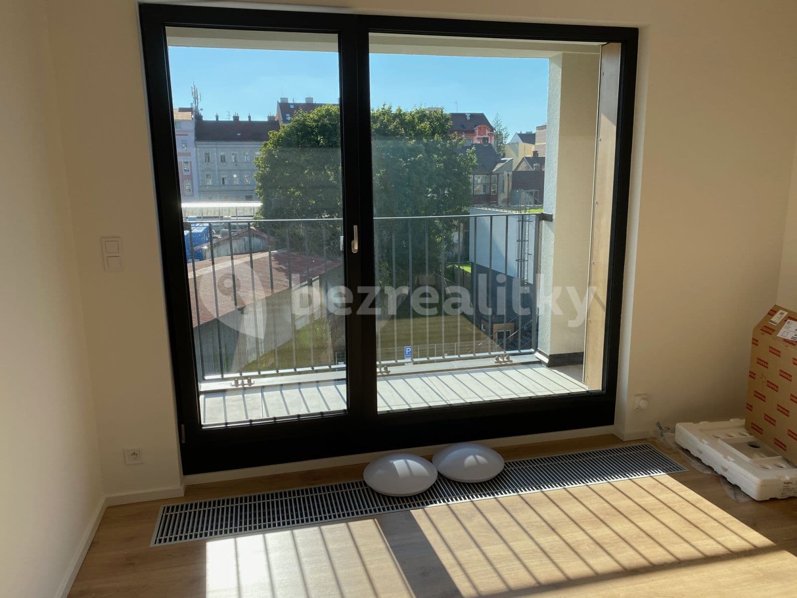 Pronájem bytu 1+kk 41 m², U Červeného mlýna, Brno, Jihomoravský kraj Pronájem bytu 1+kk 41 m², U Červeného mlýna, Brno, Jihomoravský kraj