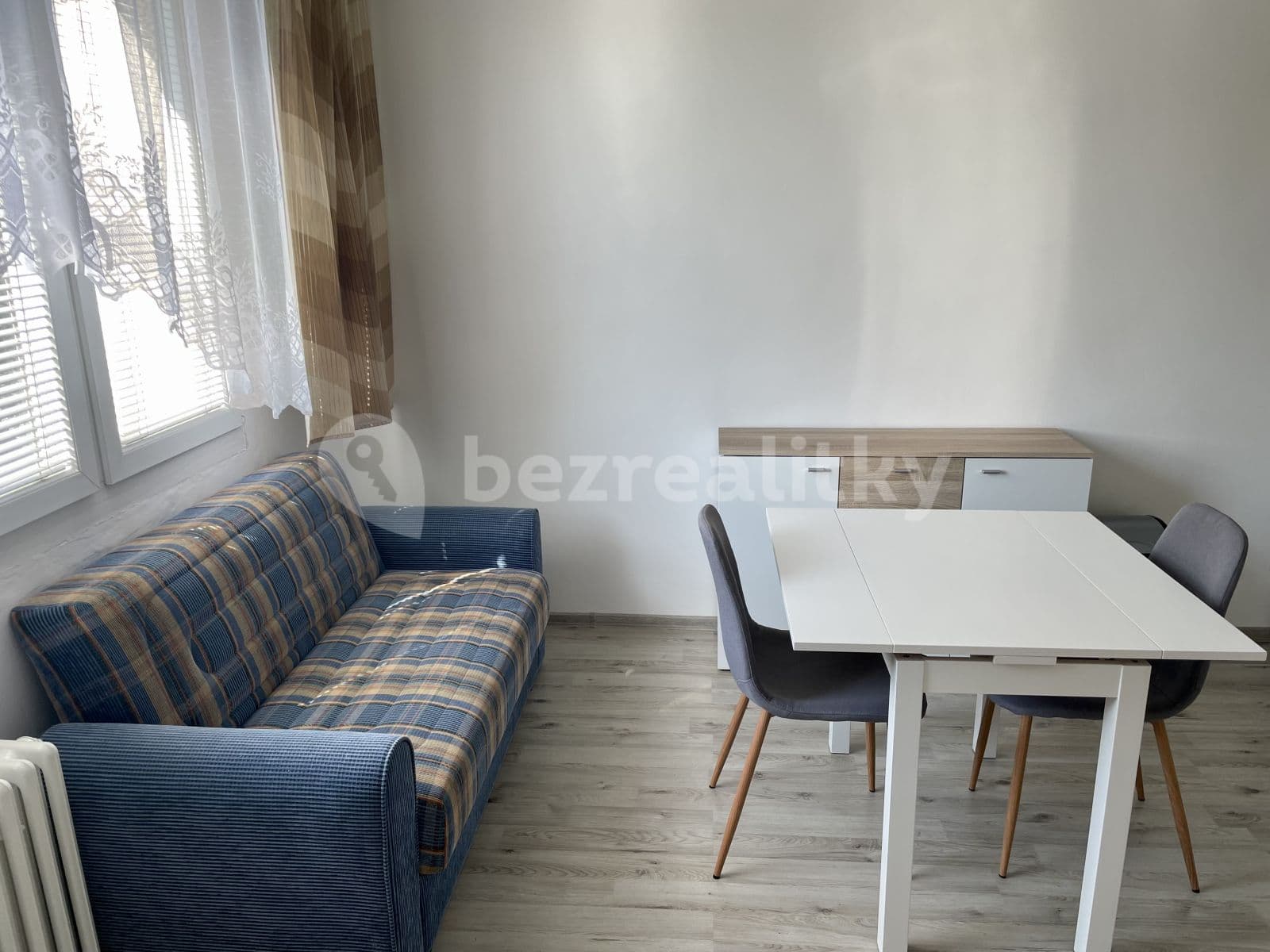 Pronájem bytu 1+1 38 m², Tuchomyšlská, Chlumec, Ústecký kraj Pronájem bytu 1+1 38 m², Tuchomyšlská, Chlumec, Ústecký kraj