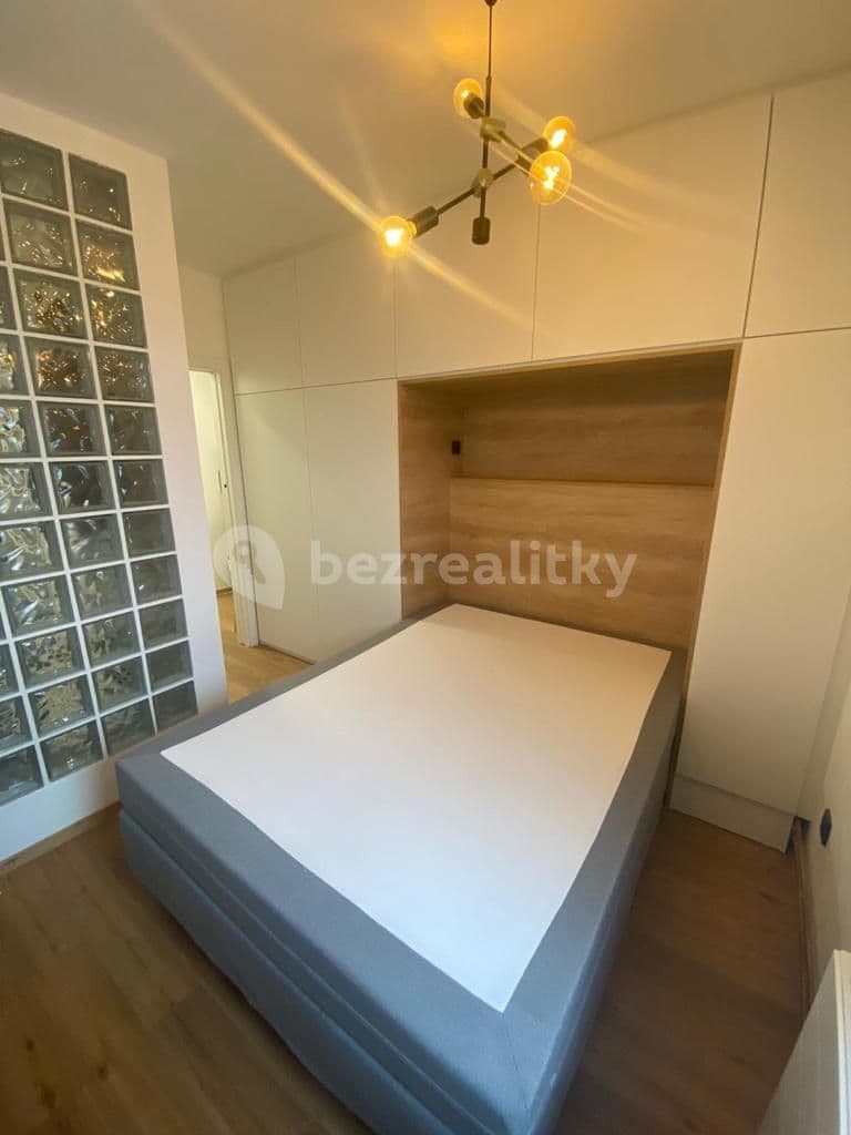 Pronájem bytu 2+kk 45 m², Sokolovská, Praha, Praha Pronájem bytu 2+kk 45 m², Sokolovská, Praha, Praha