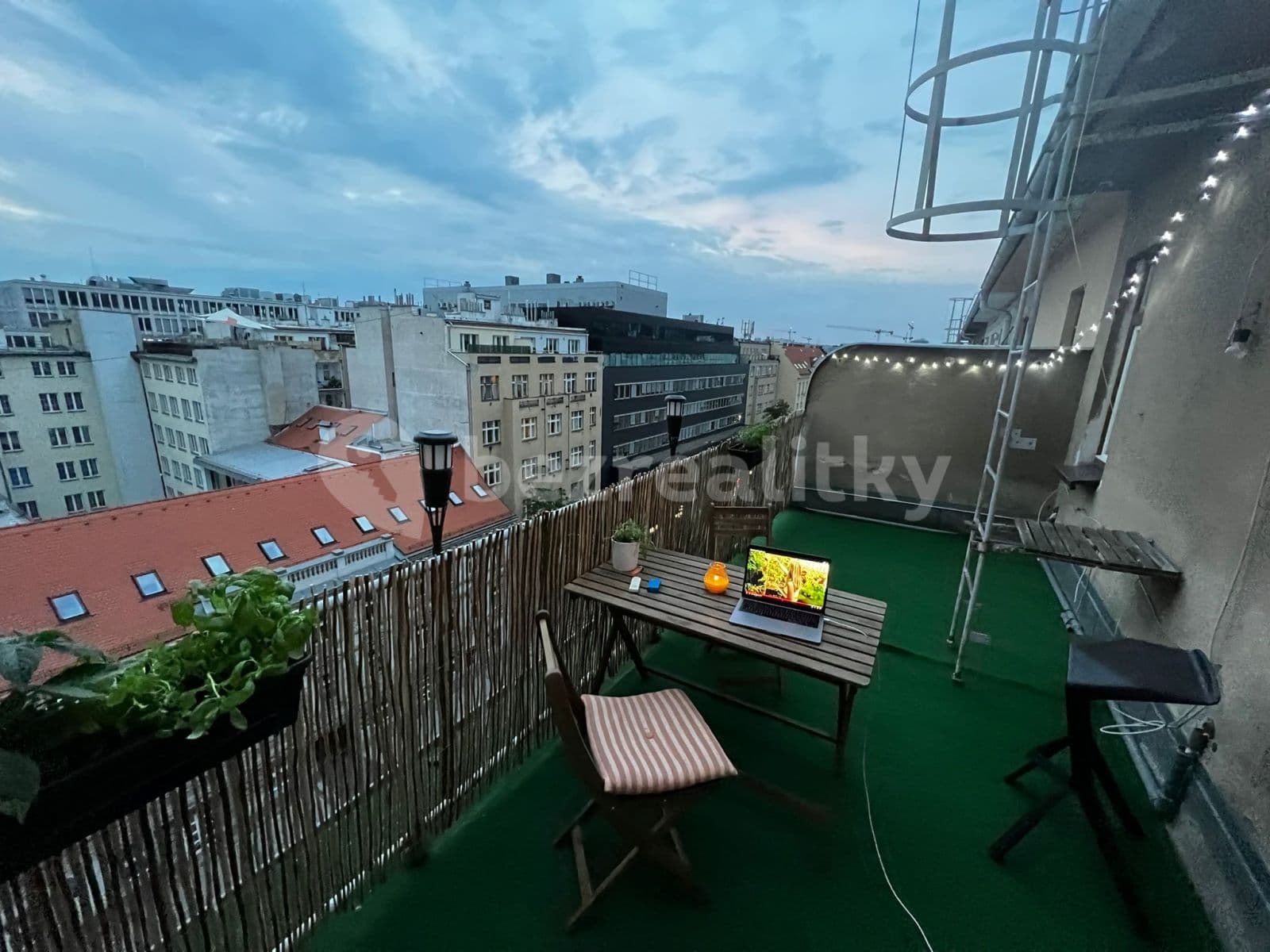 Pronájem bytu 2+kk 45 m², Sokolovská, Praha, Praha Pronájem bytu 2+kk 45 m², Sokolovská, Praha, Praha