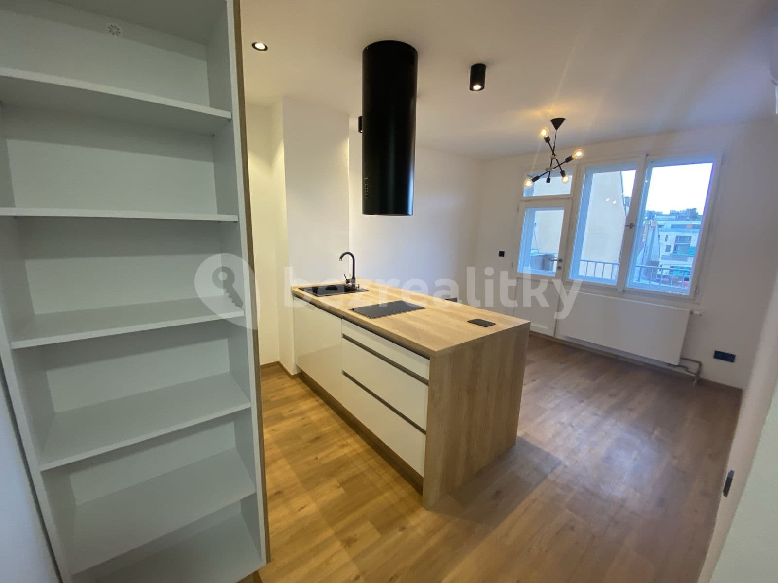Pronájem bytu 2+kk 45 m², Sokolovská, Praha, Praha Pronájem bytu 2+kk 45 m², Sokolovská, Praha, Praha