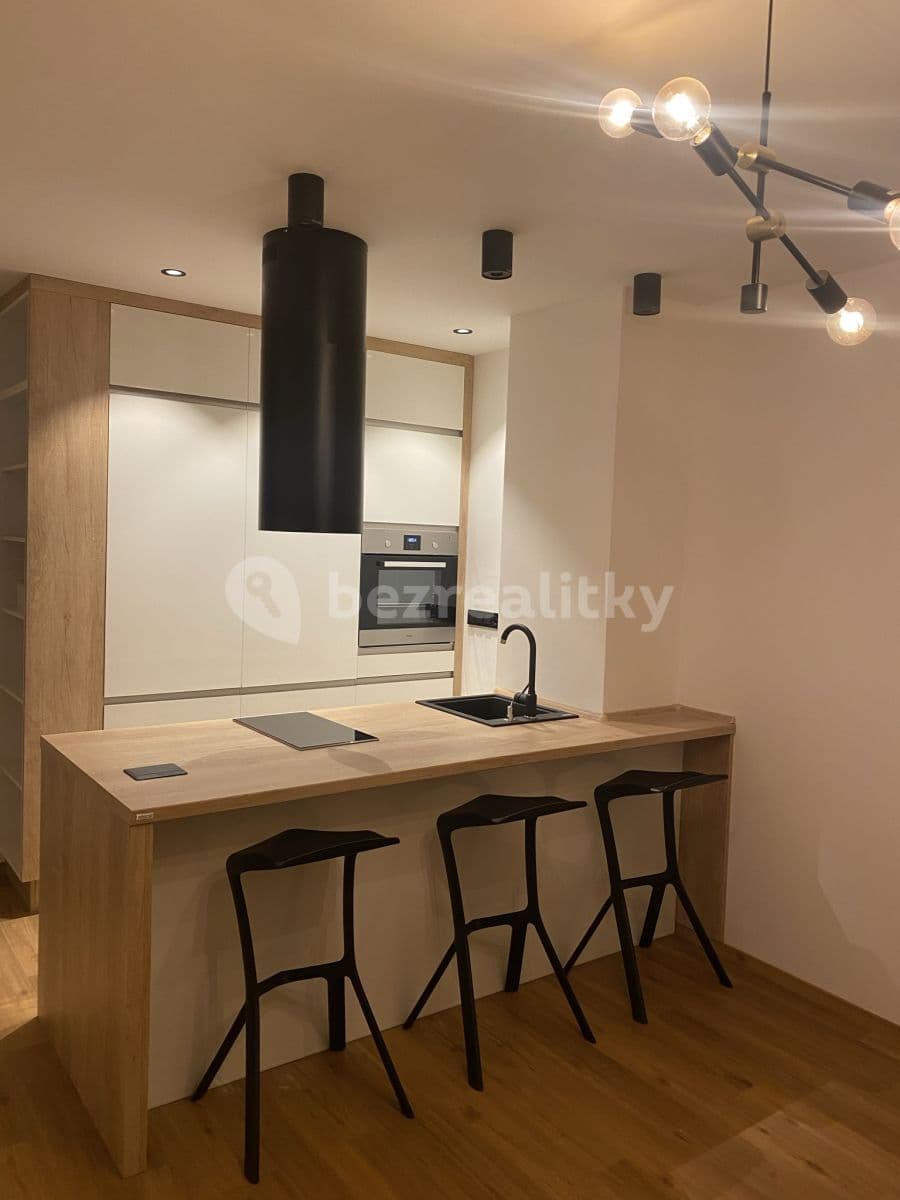 Pronájem bytu 2+kk 45 m², Sokolovská, Praha, Praha Pronájem bytu 2+kk 45 m², Sokolovská, Praha, Praha