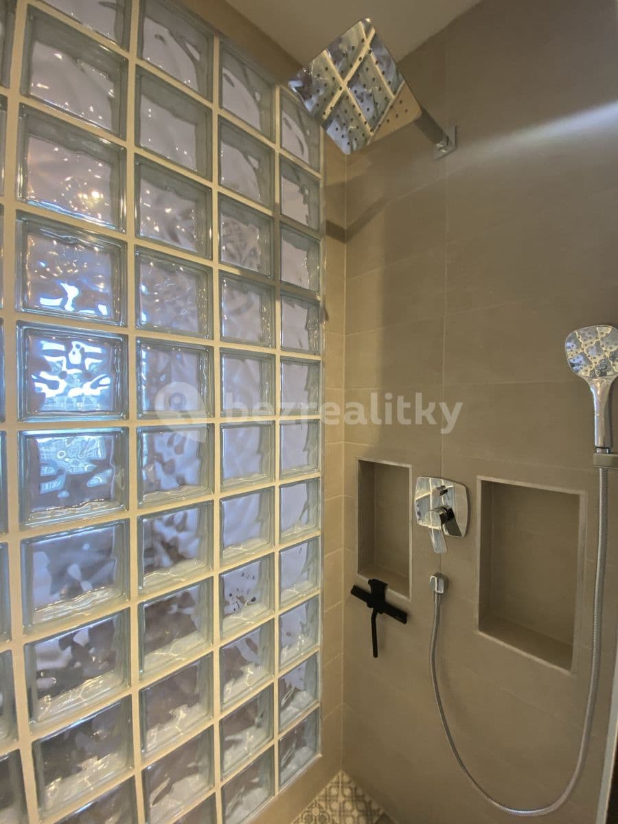 Pronájem bytu 2+kk 45 m², Sokolovská, Praha, Praha Pronájem bytu 2+kk 45 m², Sokolovská, Praha, Praha