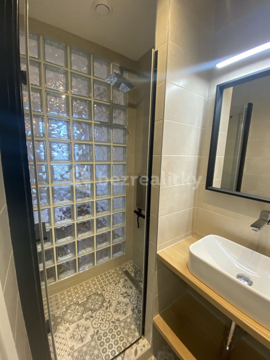 Pronájem bytu 2+kk 45 m², Sokolovská, Praha, Praha Pronájem bytu 2+kk 45 m², Sokolovská, Praha, Praha