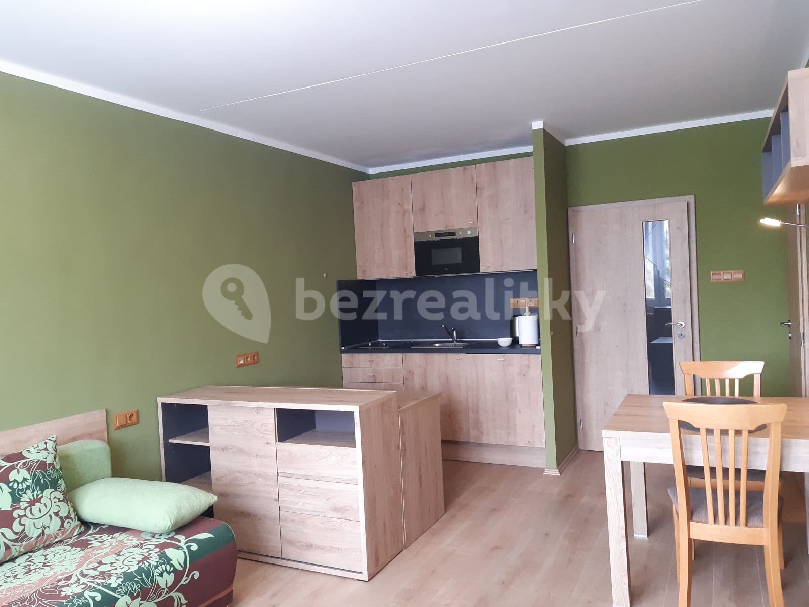 Pronájem bytu 1+kk 30 m², Vitošská, Praha, Praha Pronájem bytu 1+kk 30 m², Vitošská, Praha, Praha