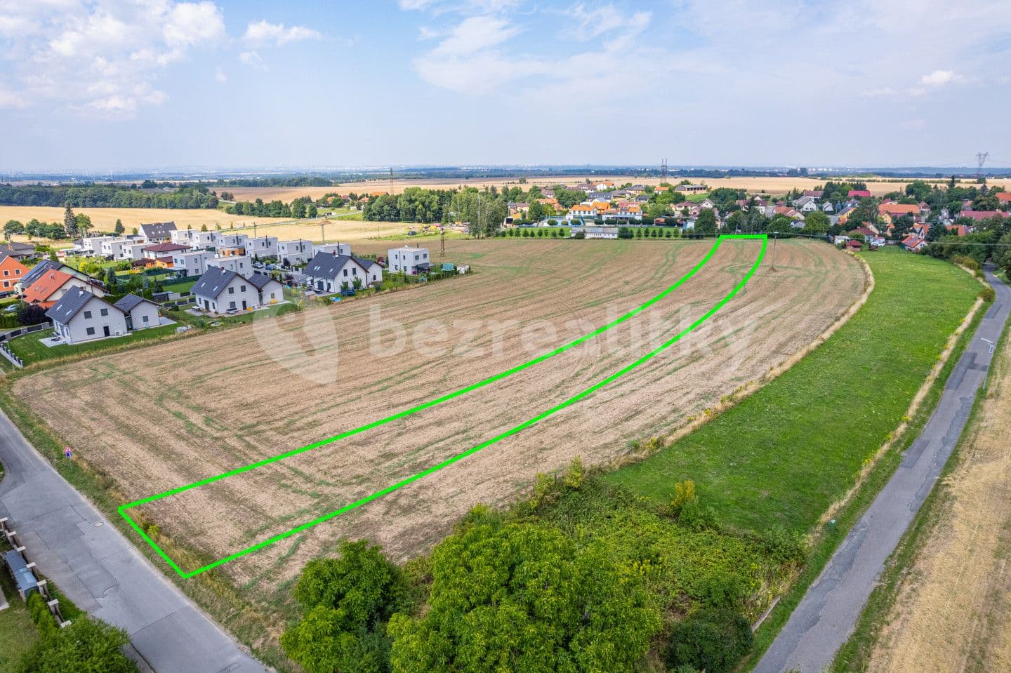 Prodej pozemku 6.954 m², Říčany, Středočeský kraj