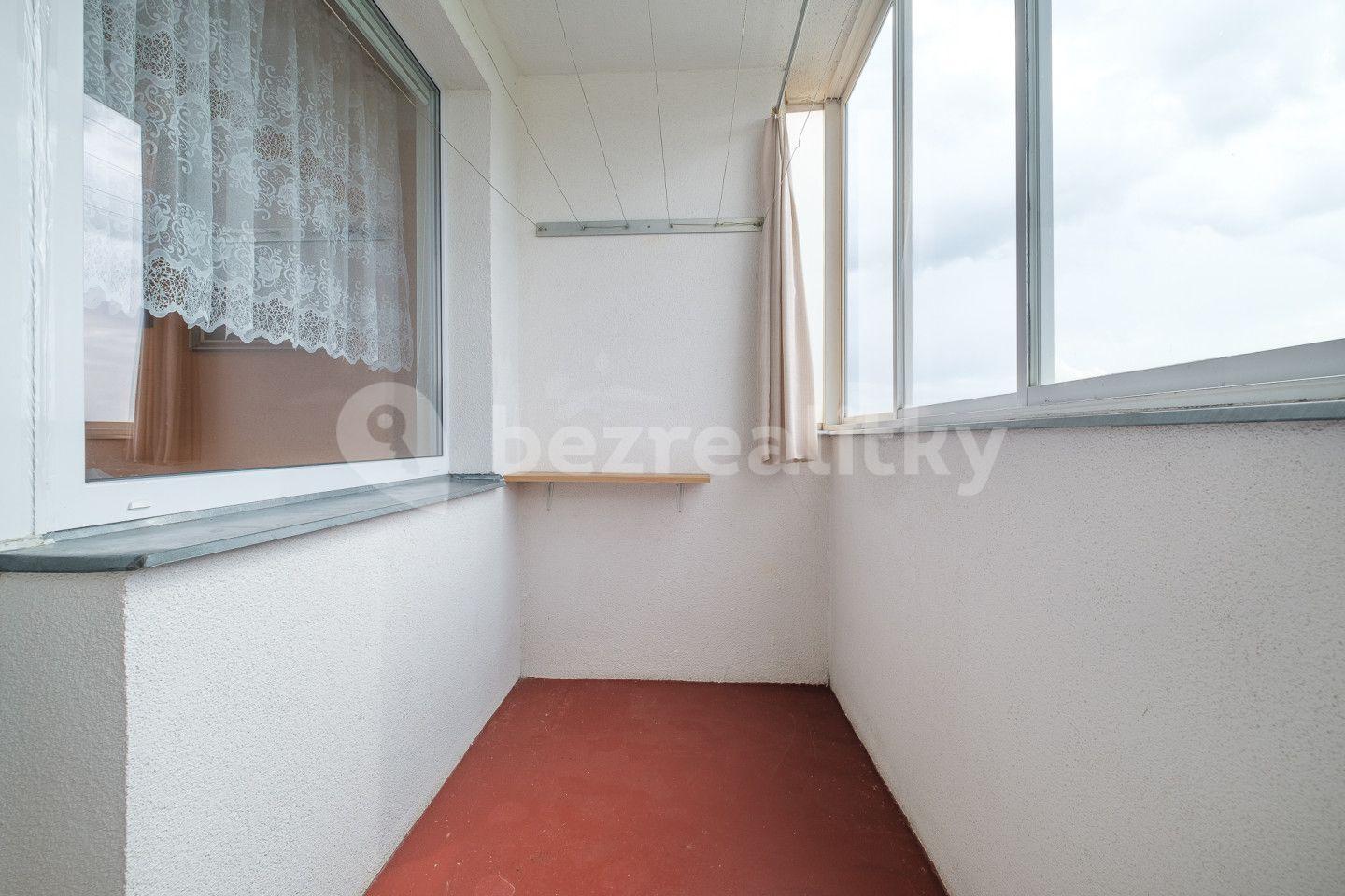 Prodej bytu 3+1 63 m², Kollárova, Ostrov, Karlovarský kraj