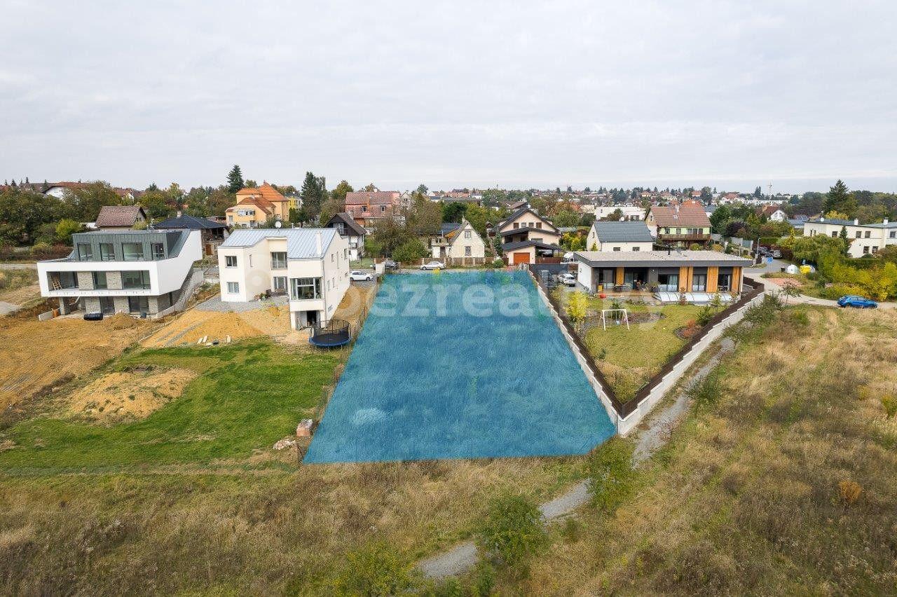 Prodej pozemku 1.329 m², Praha, Praha