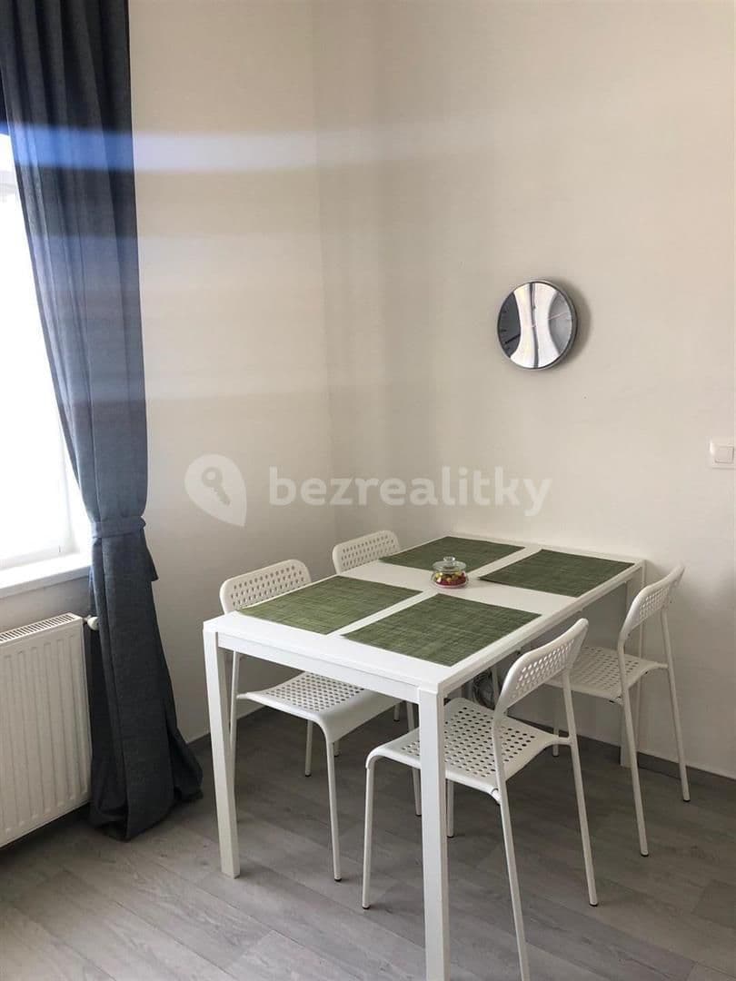 Pronájem domu 55 m², pozemek 55 m², Lípová, Ostopovice, Jihomoravský kraj Pronájem domu 55 m², pozemek 55 m², Lípová, Ostopovice, Jihomoravský kraj