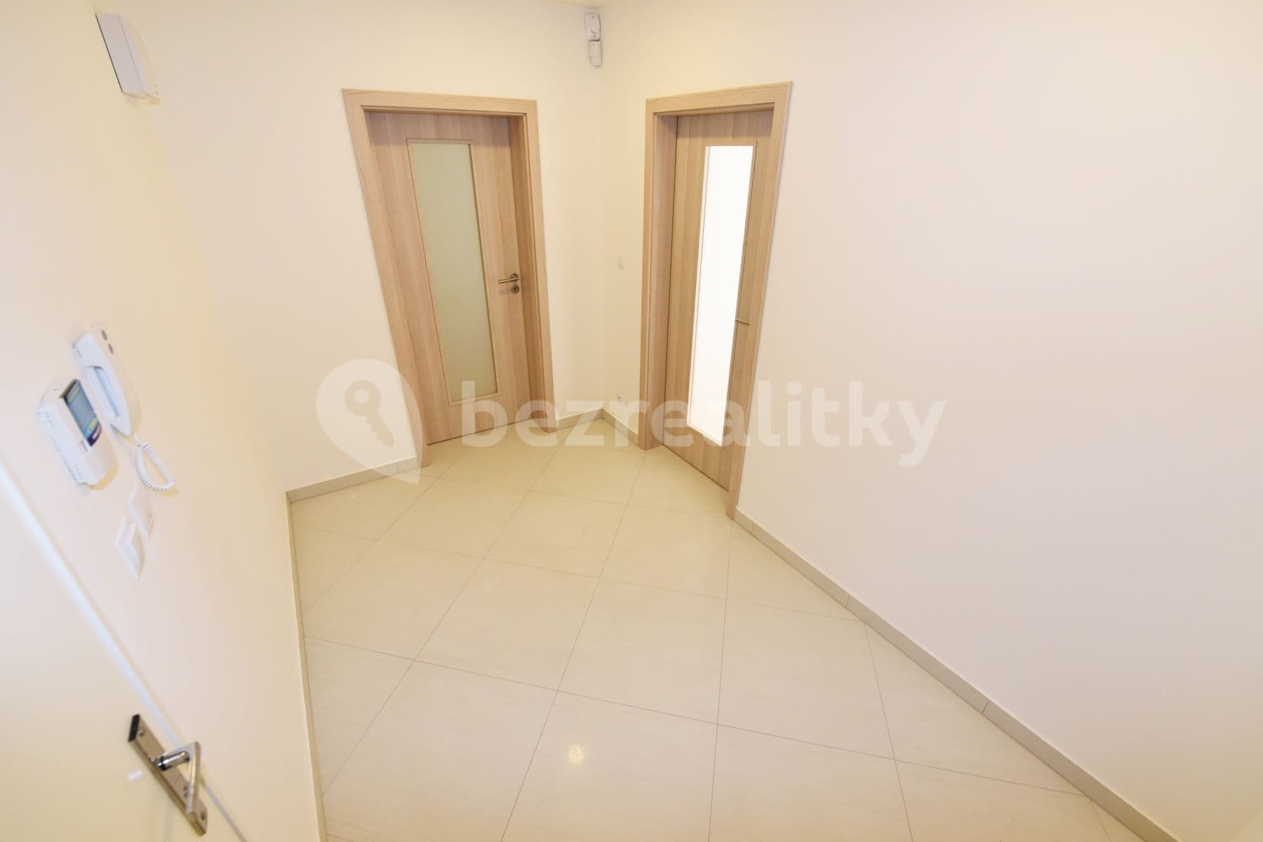 Pronájem bytu 2+kk 59 m², Petrohradská, Praha, Praha Pronájem bytu 2+kk 59 m², Petrohradská, Praha, Praha