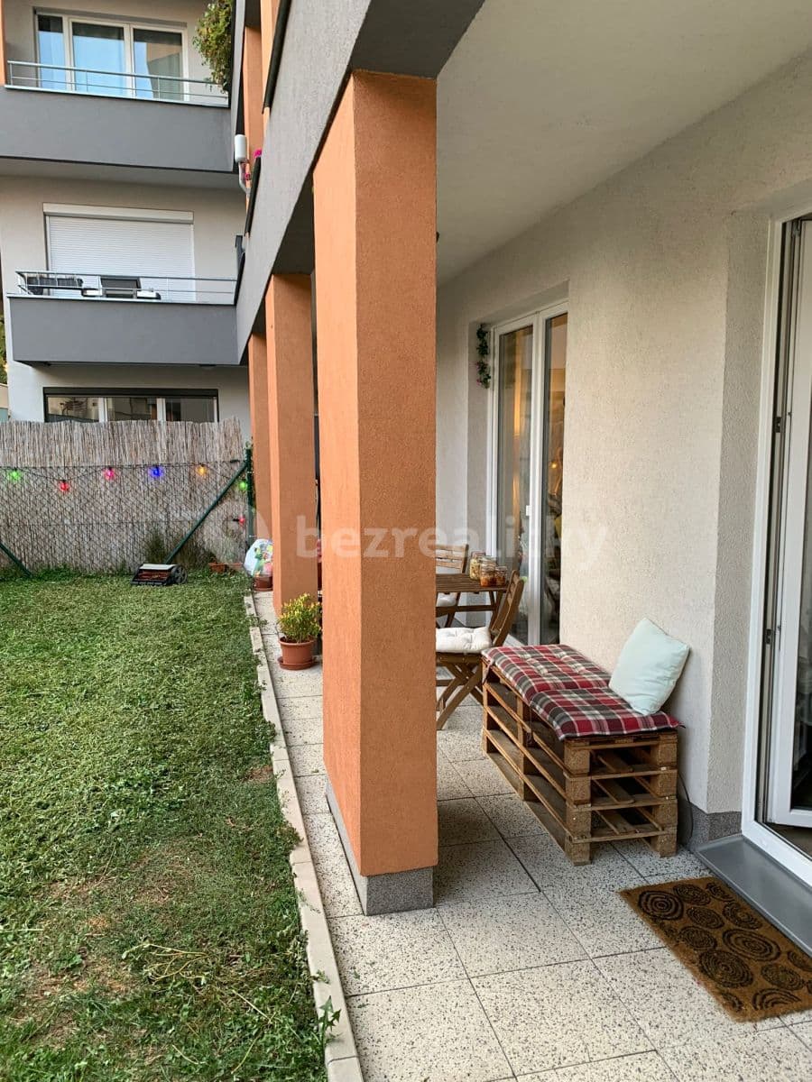 Pronájem bytu 2+kk 59 m², Petrohradská, Praha, Praha Pronájem bytu 2+kk 59 m², Petrohradská, Praha, Praha
