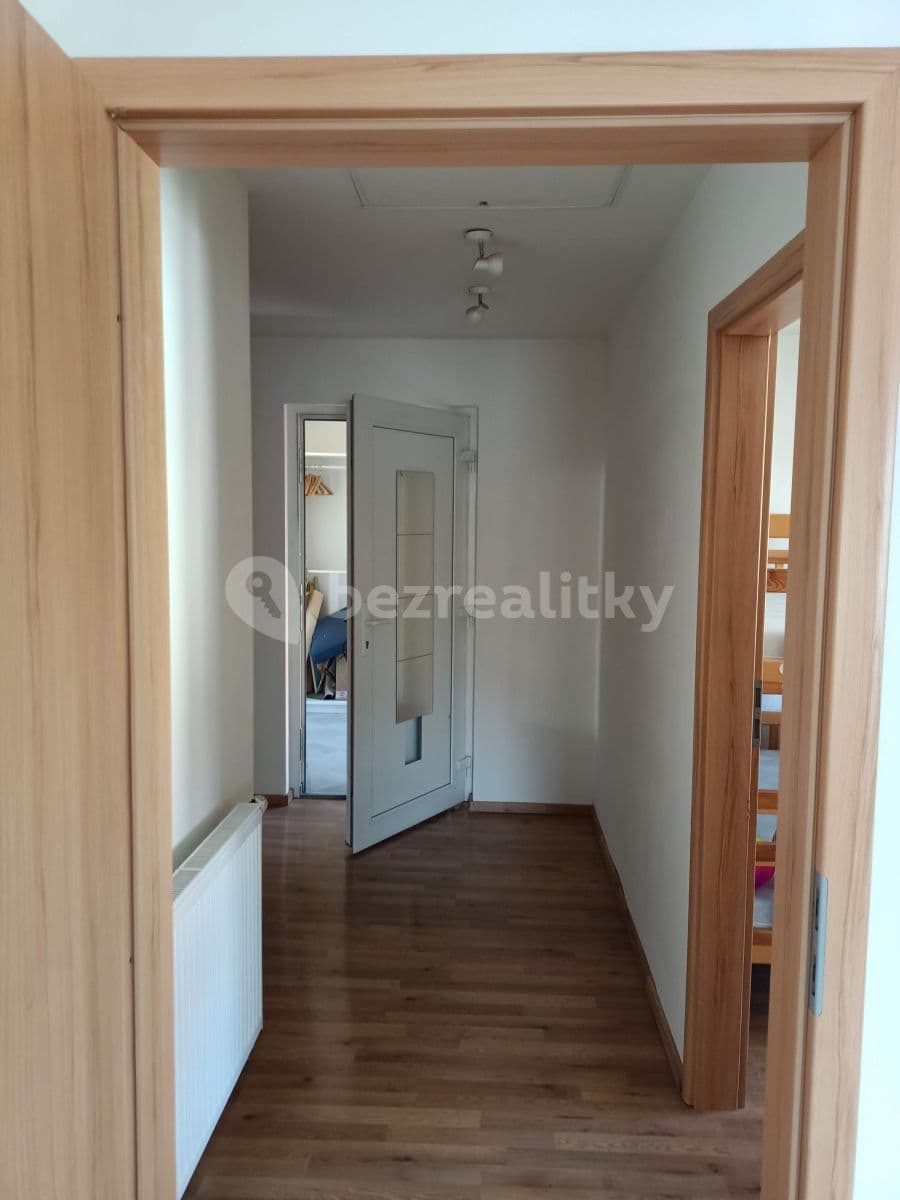 Pronájem bytu 2+kk 55 m², Velvarská, Horoměřice, Středočeský kraj Pronájem bytu 2+kk 55 m², Velvarská, Horoměřice, Středočeský kraj