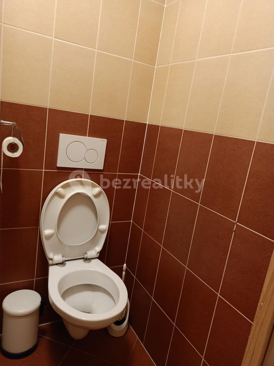 Pronájem bytu 2+kk 55 m², Velvarská, Horoměřice, Středočeský kraj Pronájem bytu 2+kk 55 m², Velvarská, Horoměřice, Středočeský kraj