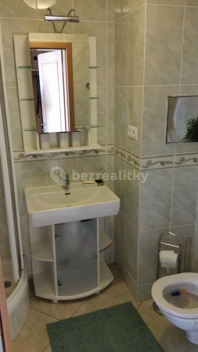 Pronájem bytu 1+kk 38 m², Poupětova, Praha, Praha Pronájem bytu 1+kk 38 m², Poupětova, Praha, Praha