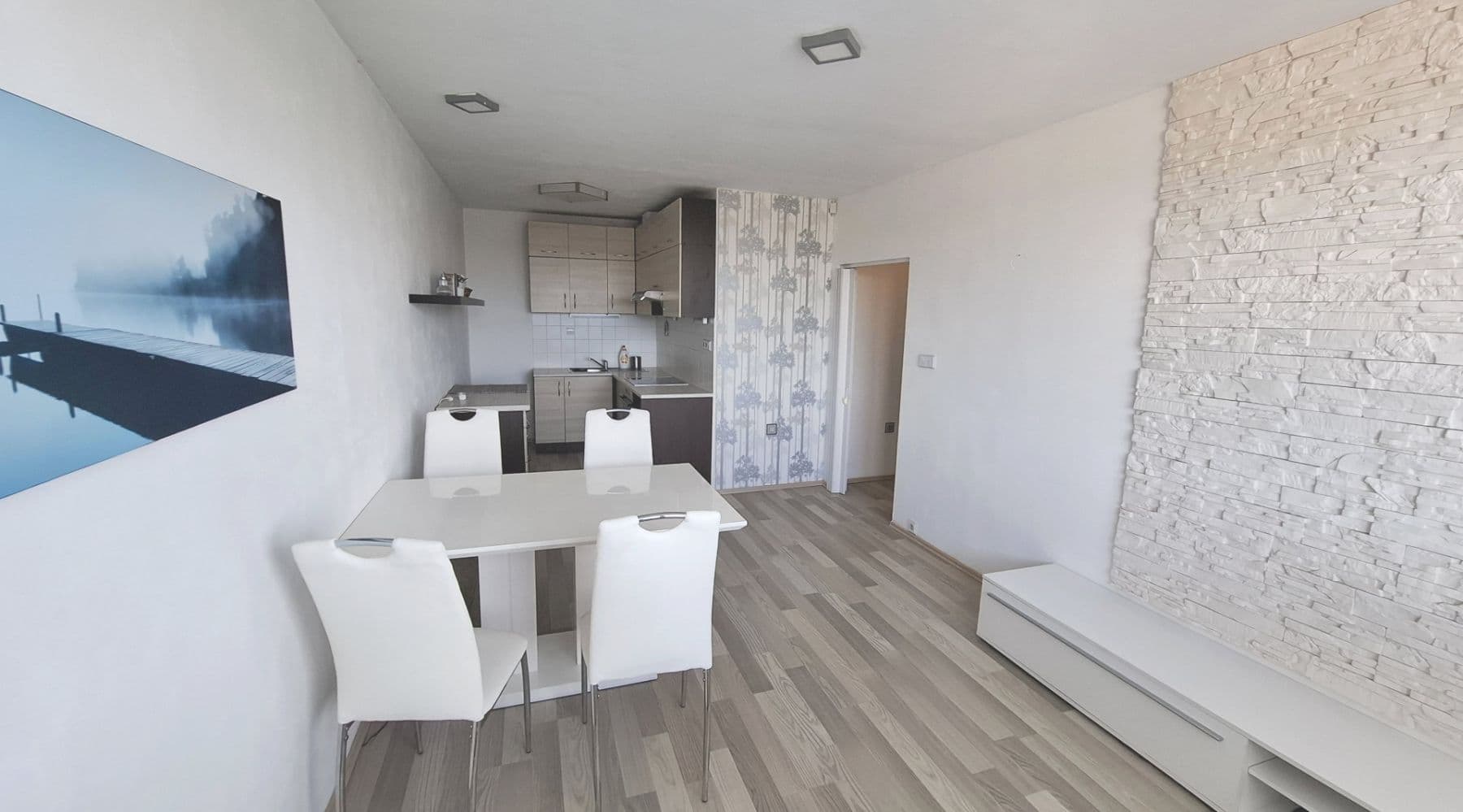 Pronájem bytu 2+kk 44 m², Havlíčkova, Čerčany, Středočeský kraj Pronájem bytu 2+kk 44 m², Havlíčkova, Čerčany, Středočeský kraj