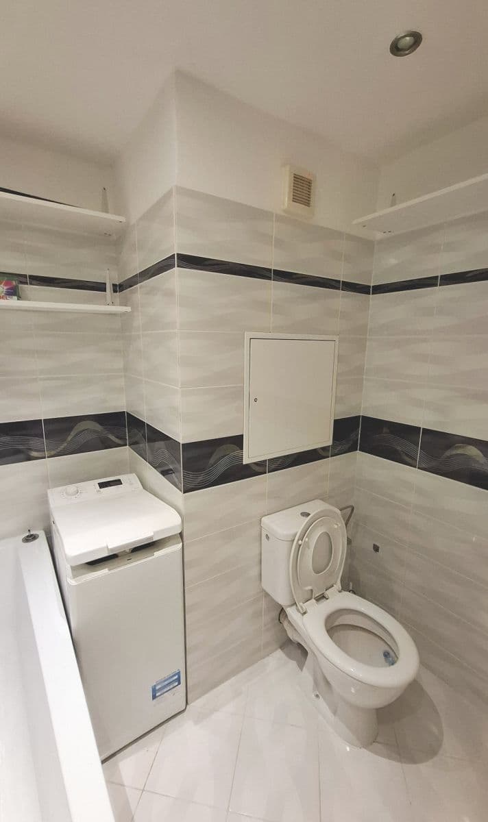 Pronájem bytu 2+kk 44 m², Havlíčkova, Čerčany, Středočeský kraj Pronájem bytu 2+kk 44 m², Havlíčkova, Čerčany, Středočeský kraj